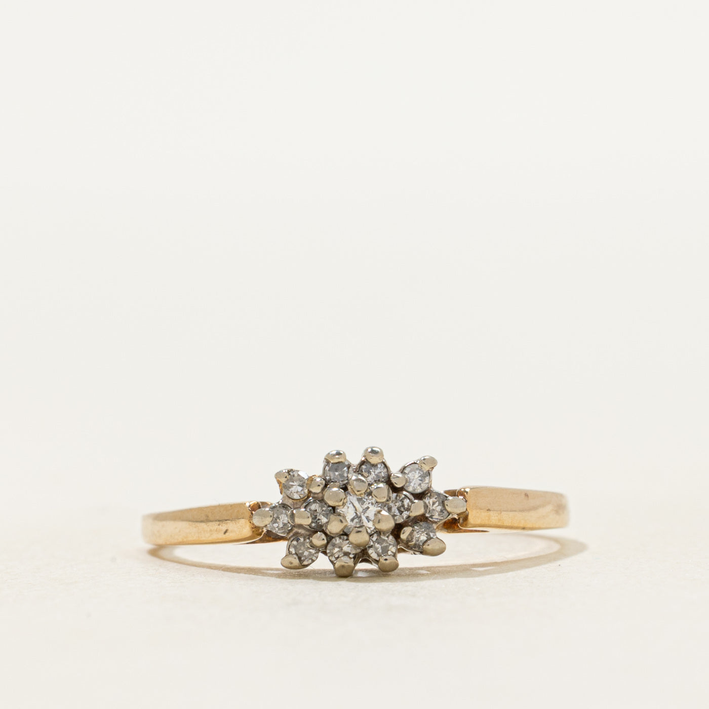Yellow Gold Diamond Cluster Ring | SZ 6.5