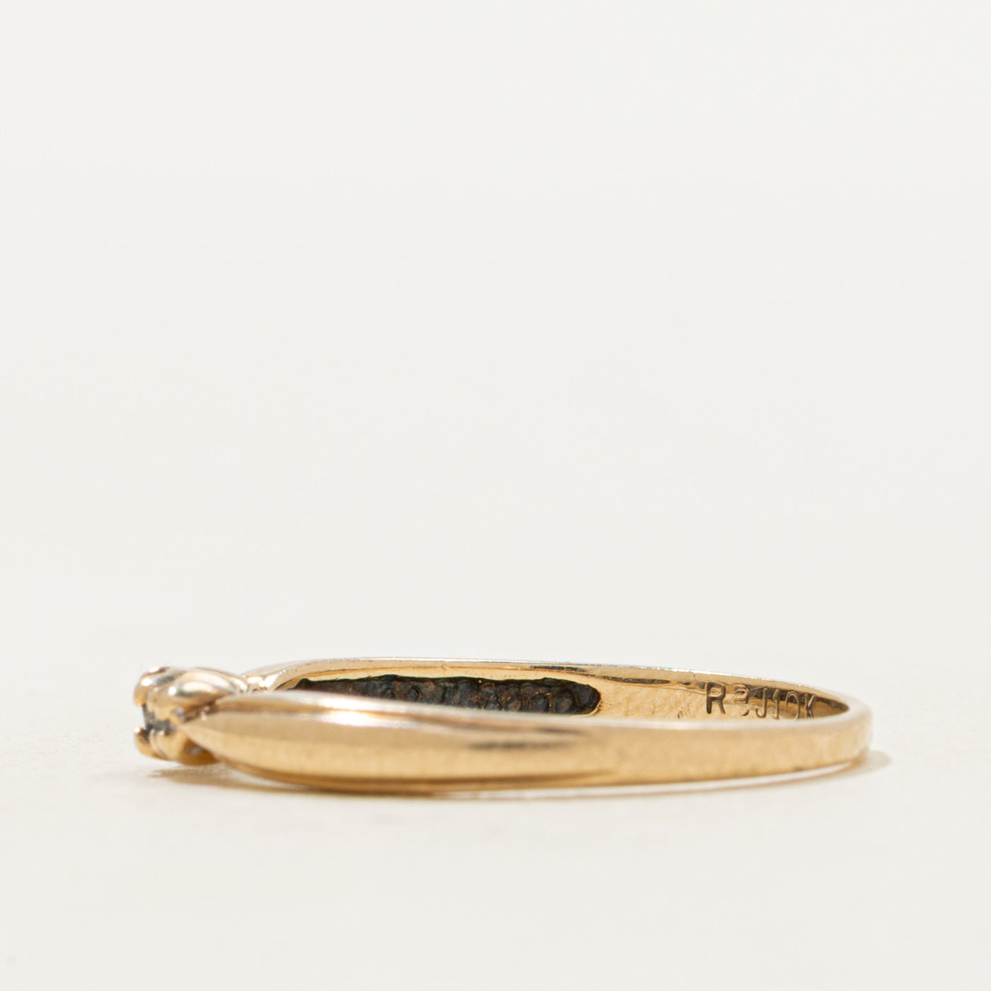 Yellow Gold Three Stone Diamond Petite Band | SZ 5.5