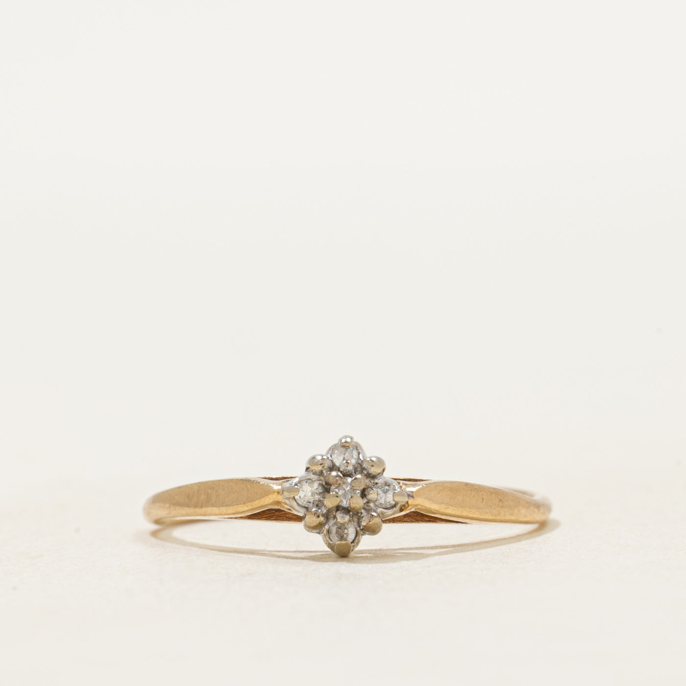 Yellow Gold Diamond Cluster Petite Ring | SZ 6.25