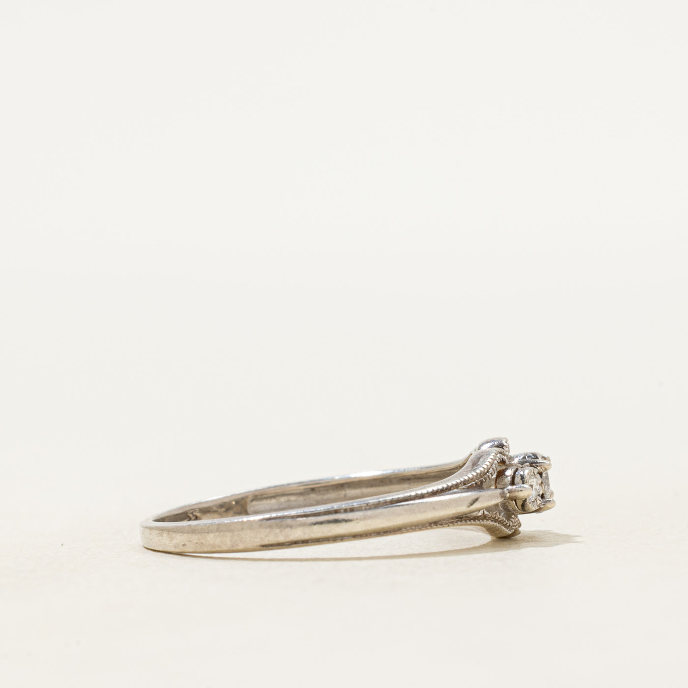 Illusion Set Three Stone Diamond Milgrained Ring | SZ 8