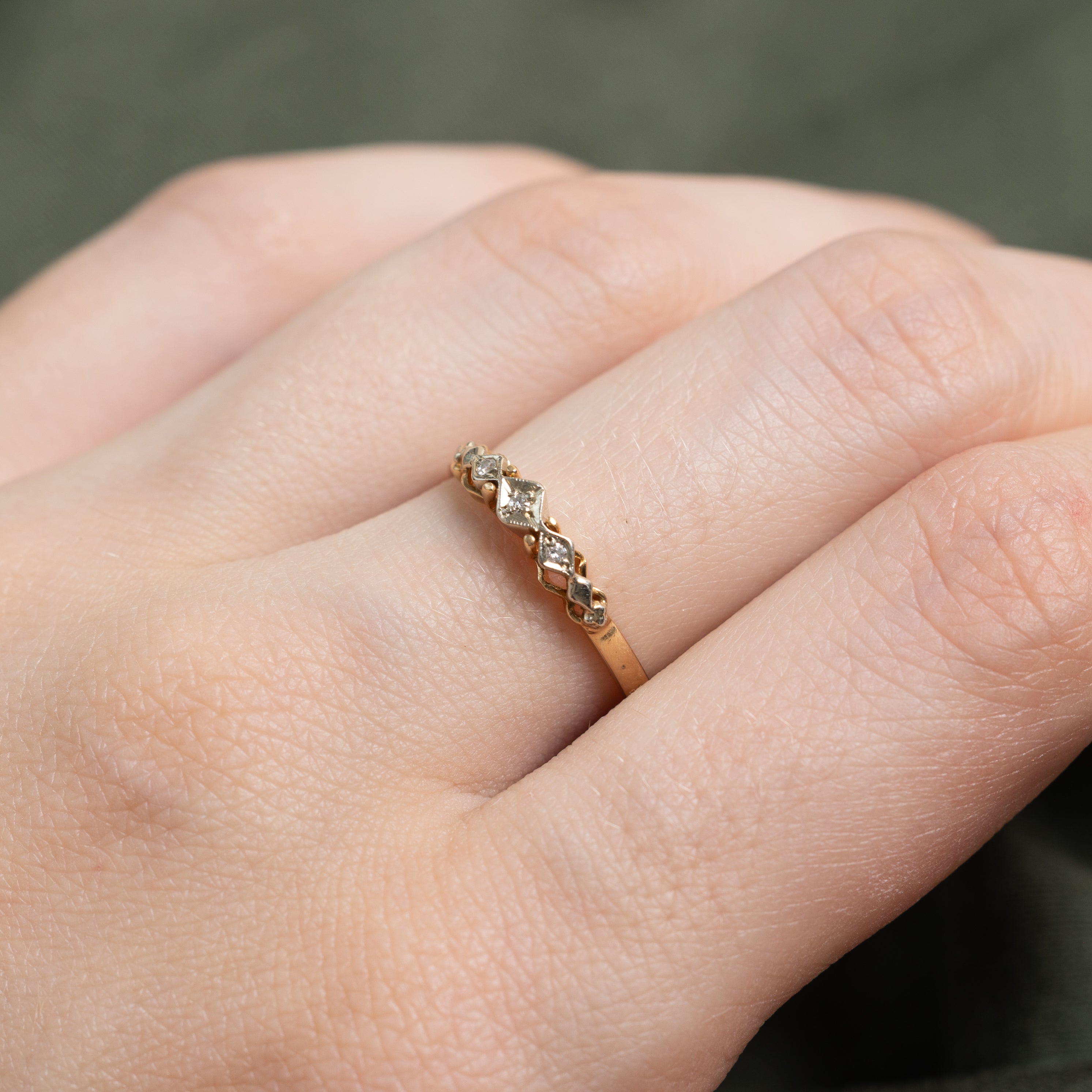 Three Stone Diamond Ornate Band | SZ 6