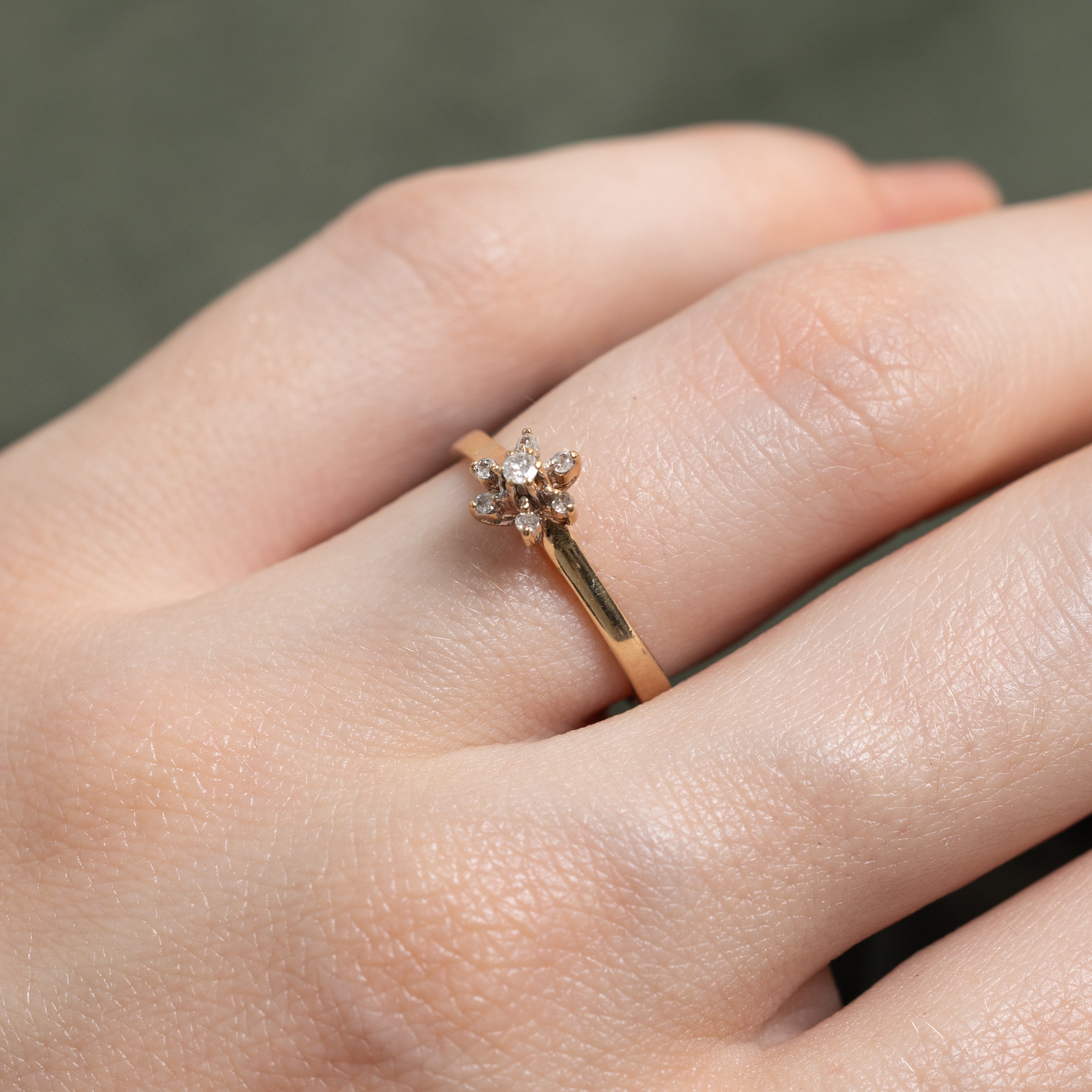 Yellow Gold Diamond Petal Ring | SZ 5