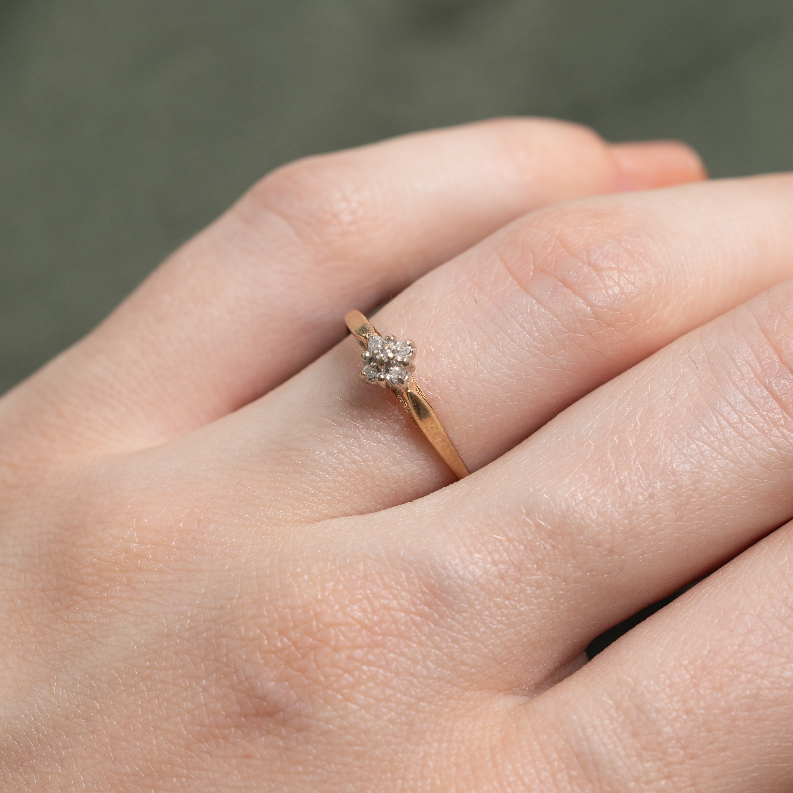 Yellow Gold Diamond Cluster Petite Ring | SZ 6.25