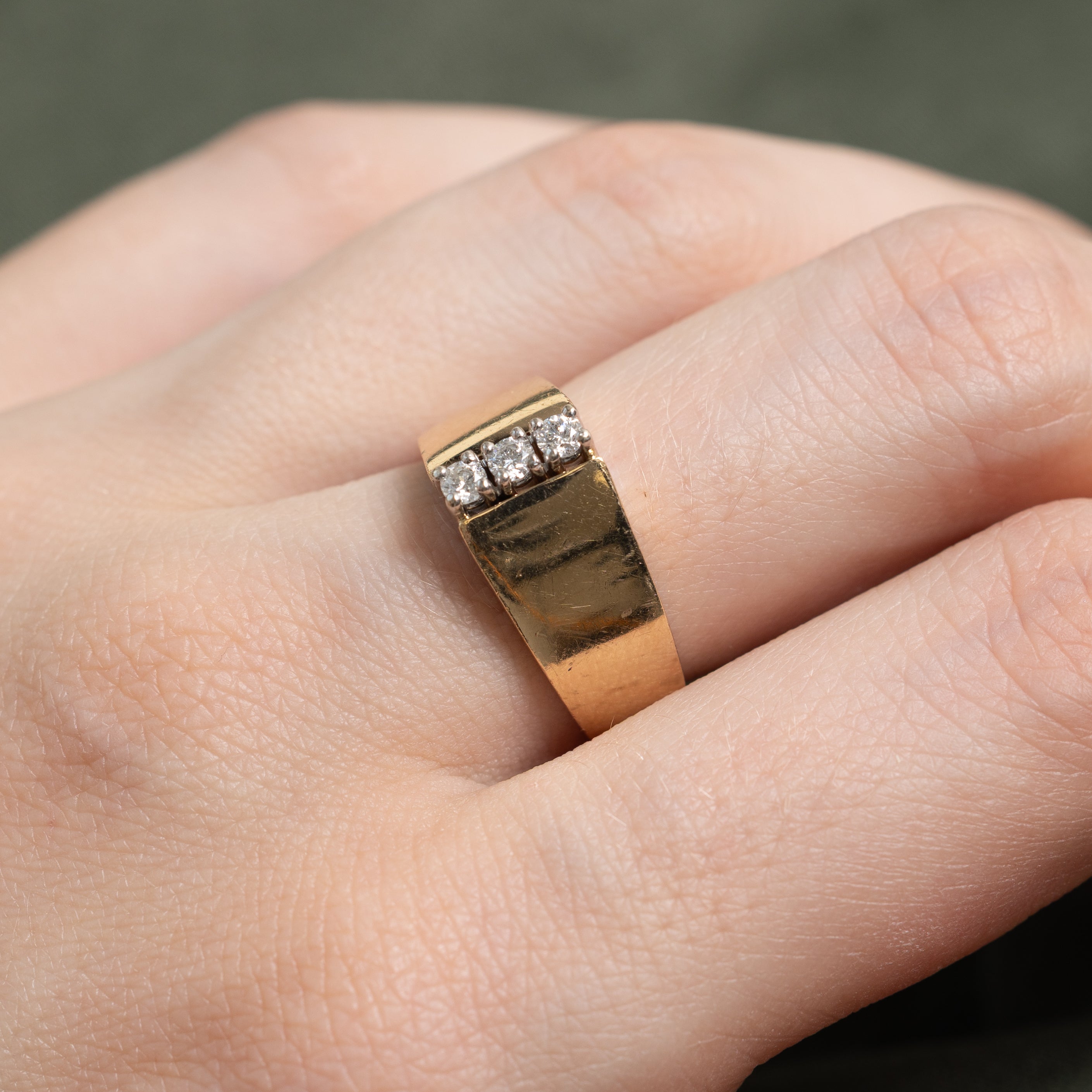 Three Stone Diamond Columnn Ring | SZ 6.5