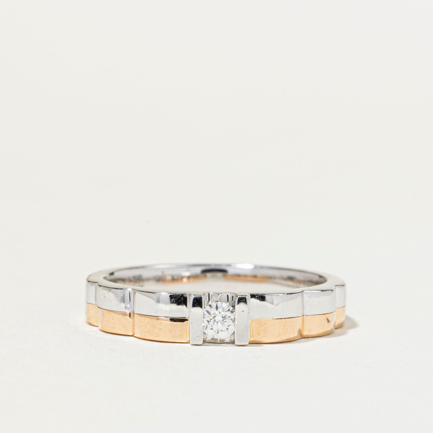 18k Two Tone Gold Tension Set Diamond Scalloped Band | SZ 6.25