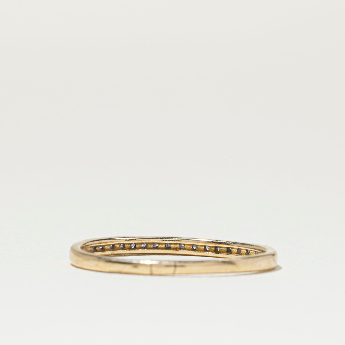 Alliance demi-éternité sertie de diamants | 1,6 mm | Taille 7,75