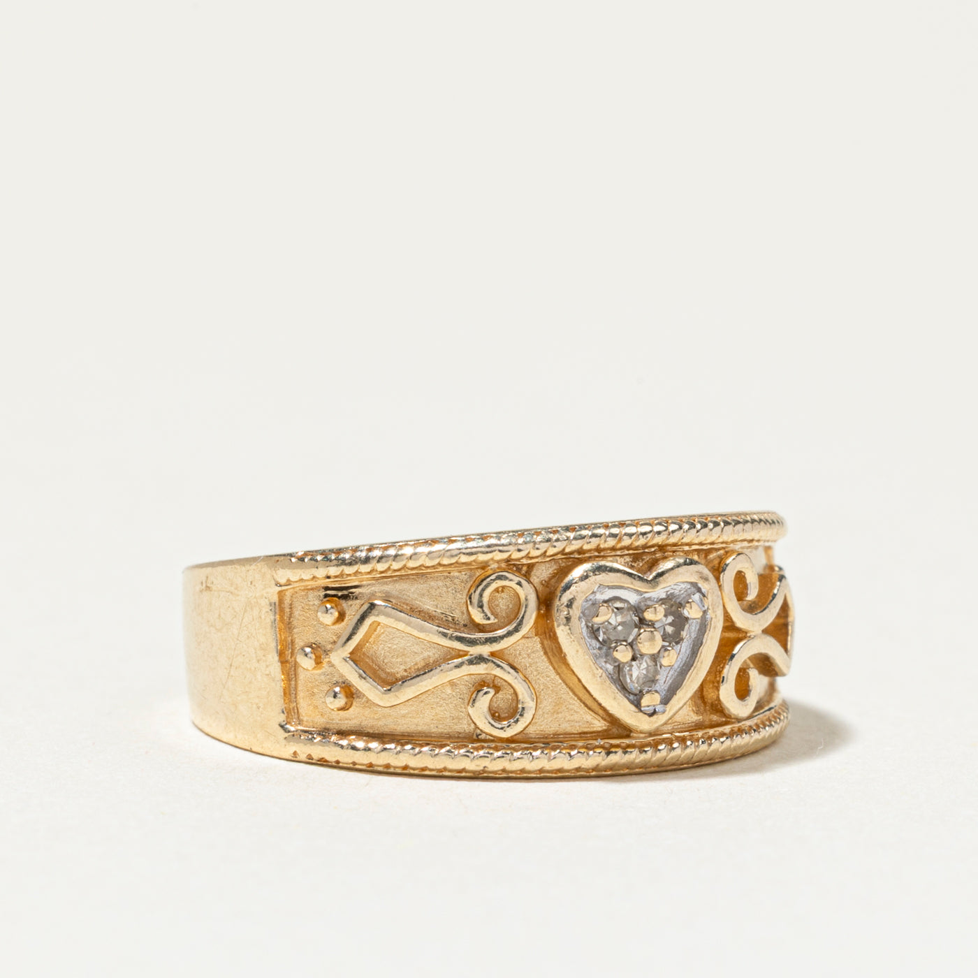 Diamond Heart Scrollwork Ring | SZ 6