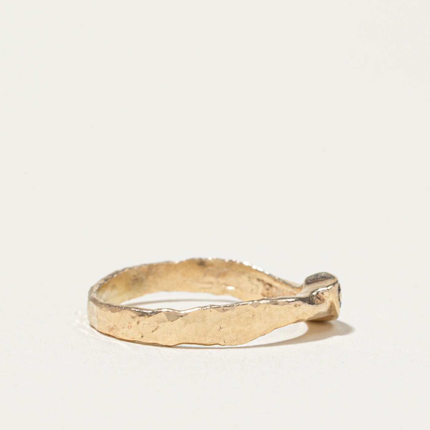 Diamond Grooved Chevron Ring | SZ 4.75