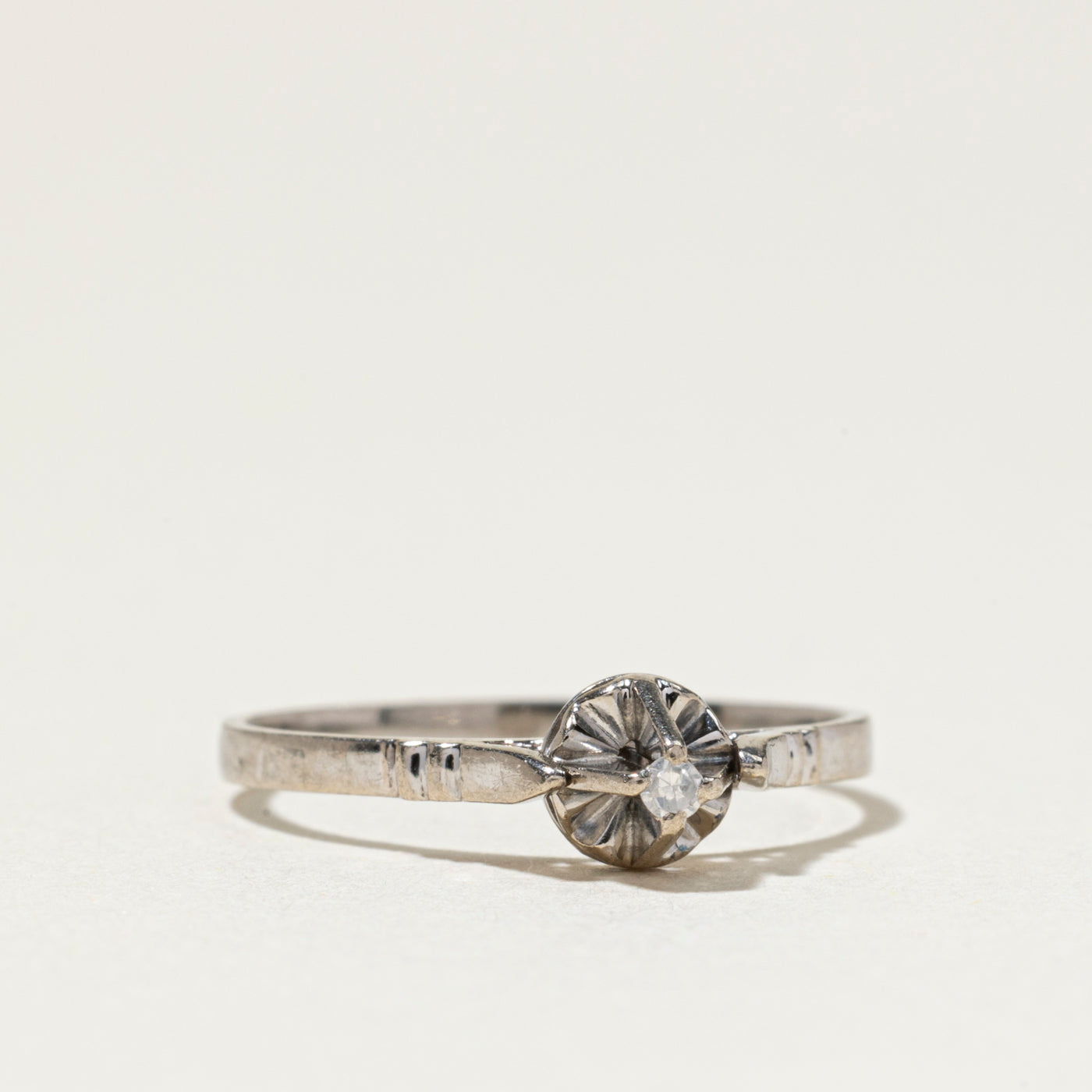 Illusion Set Diamond Petite Ring | SZ 3