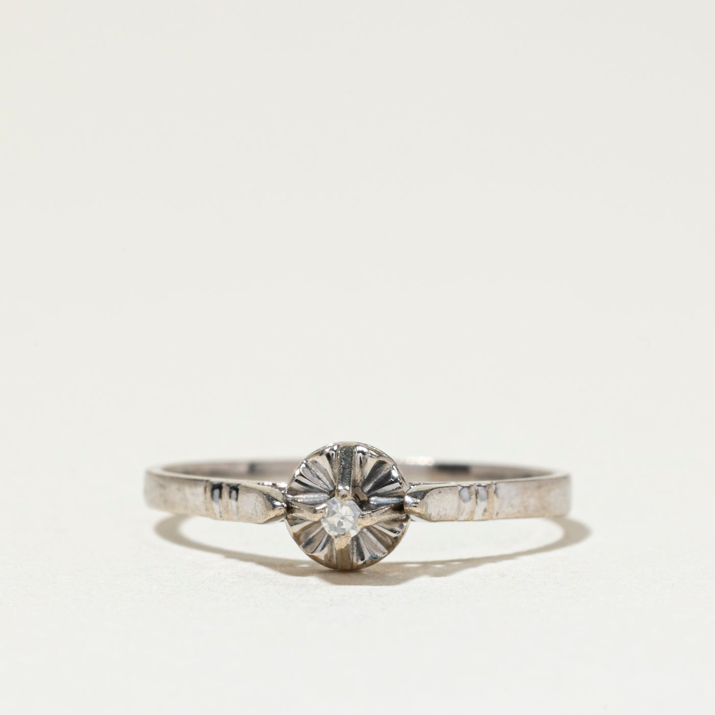 Illusion Set Diamond Petite Ring | SZ 3