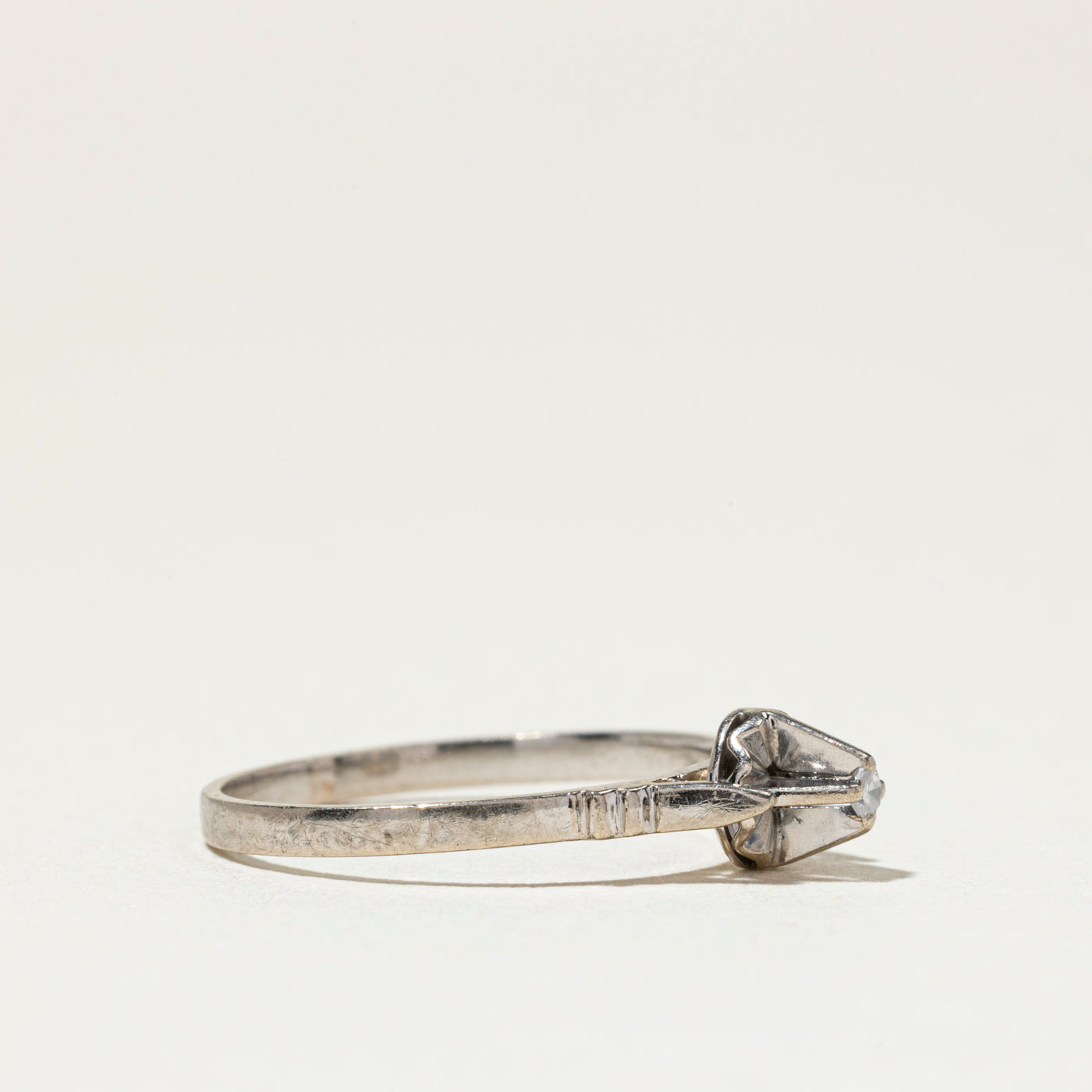 Illusion Set Diamond Petite Ring | SZ 3
