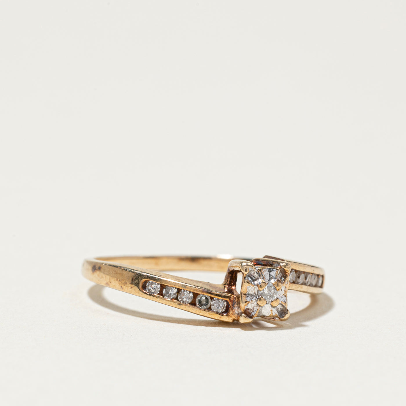 Illusion Set Diamond Bypass Ring | SZ 6.75