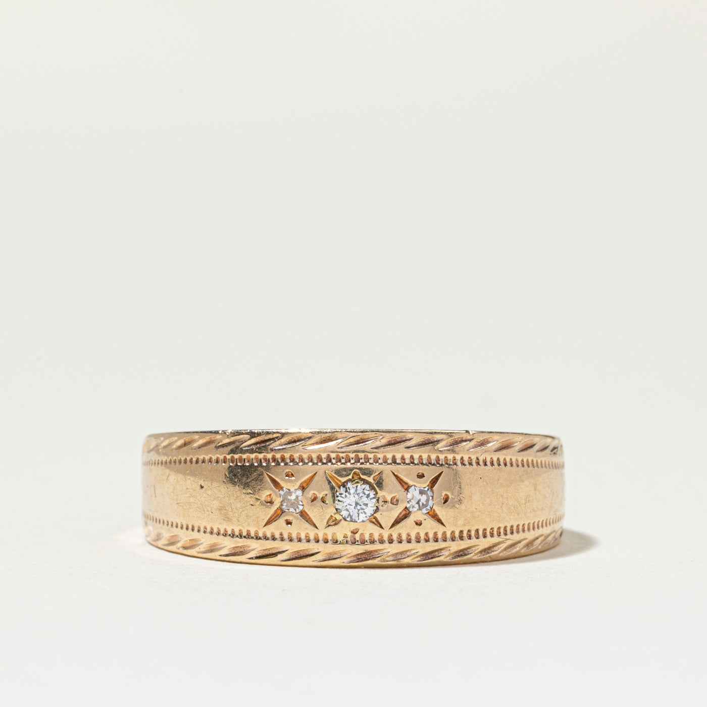 Three Stone Star Set Diamond Textured Band | SZ 9.25