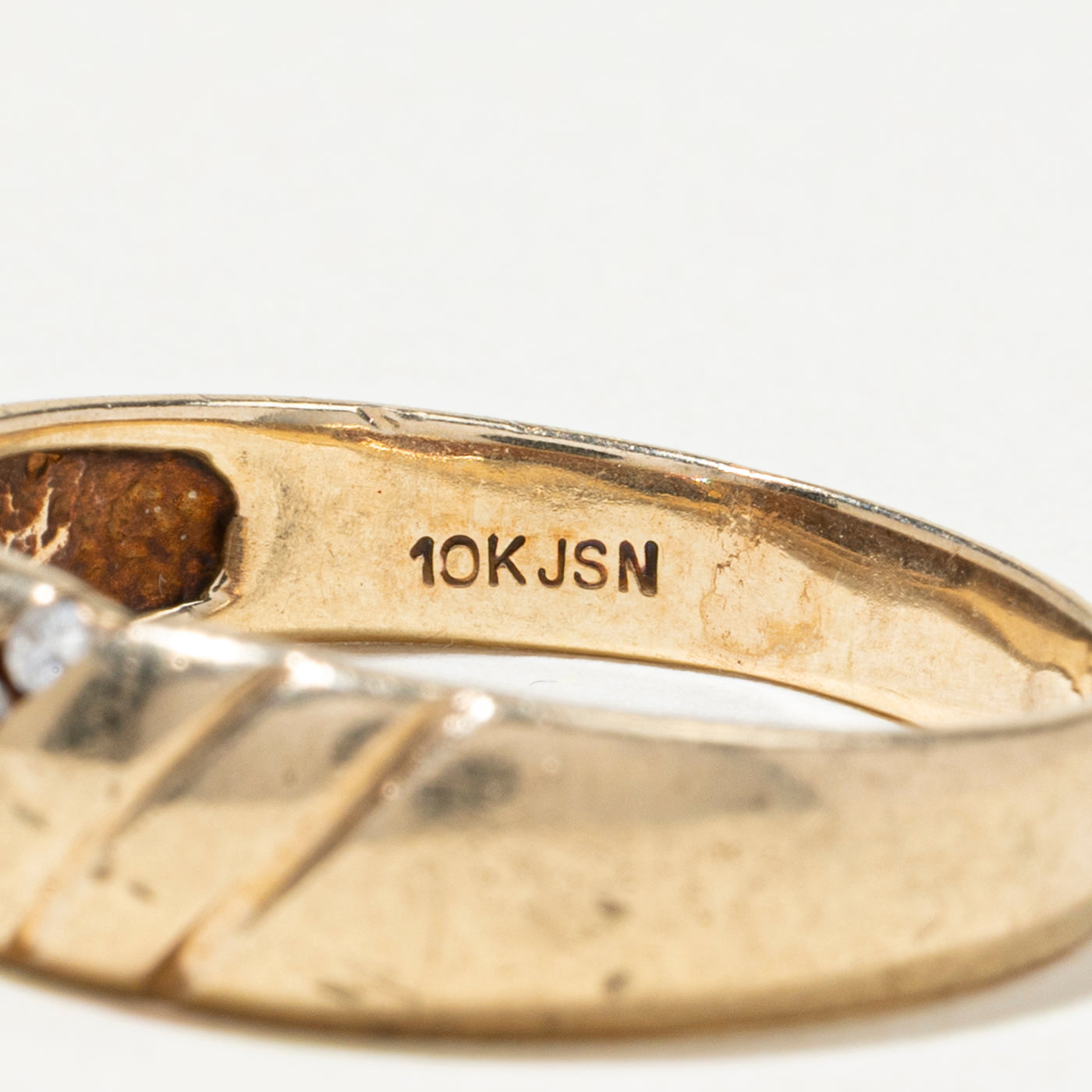 Diagonal Channel Set Diamond Grooved Band | SZ 11.5