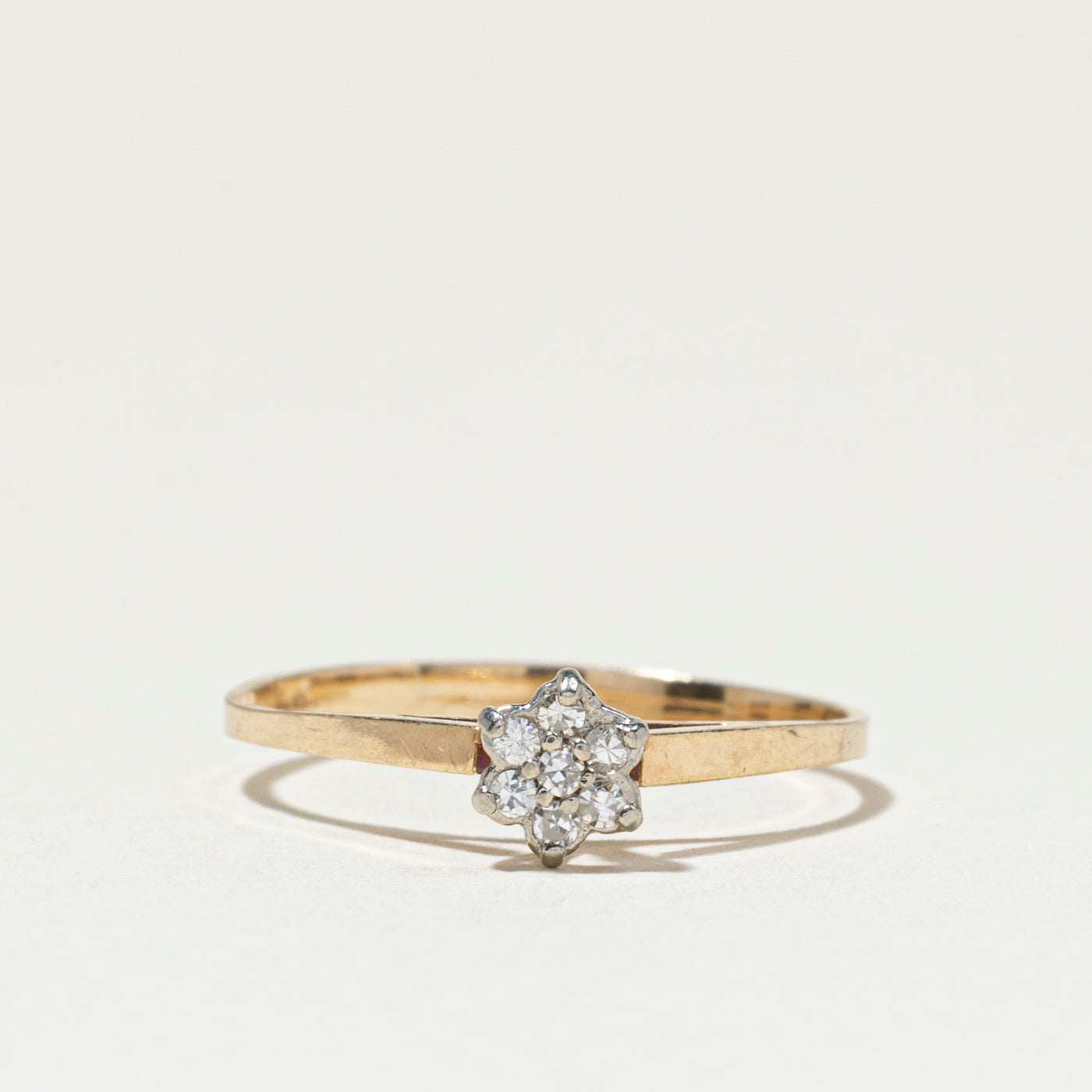 Diamond Daisy Ring | SZ 6