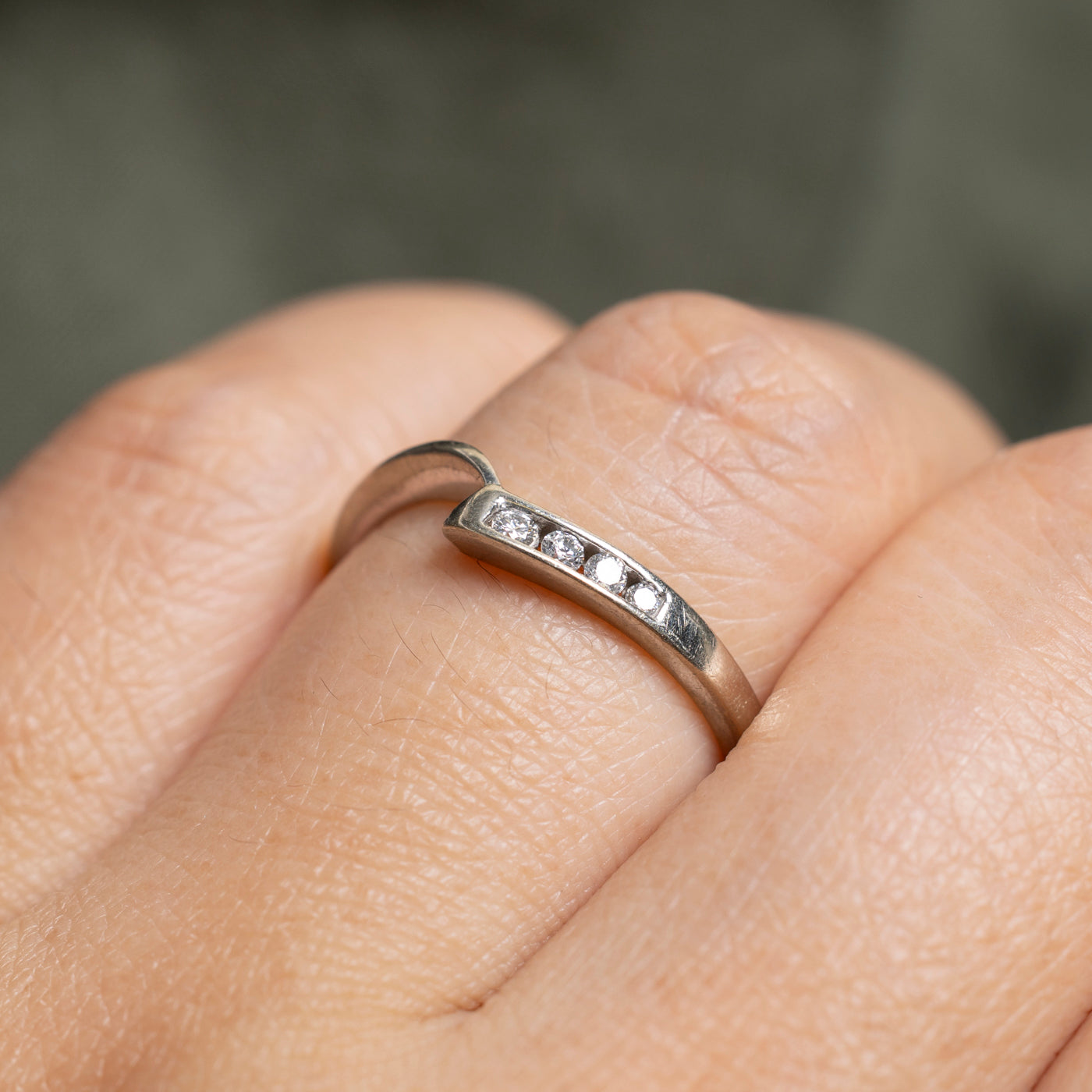 Four Stone Diamond Contour Ring | SZ 7.5