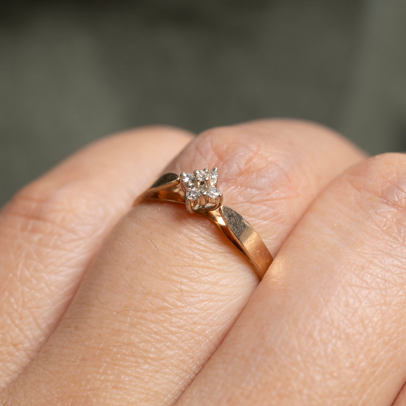 Diamond Petal Cluster Ring | SZ 6