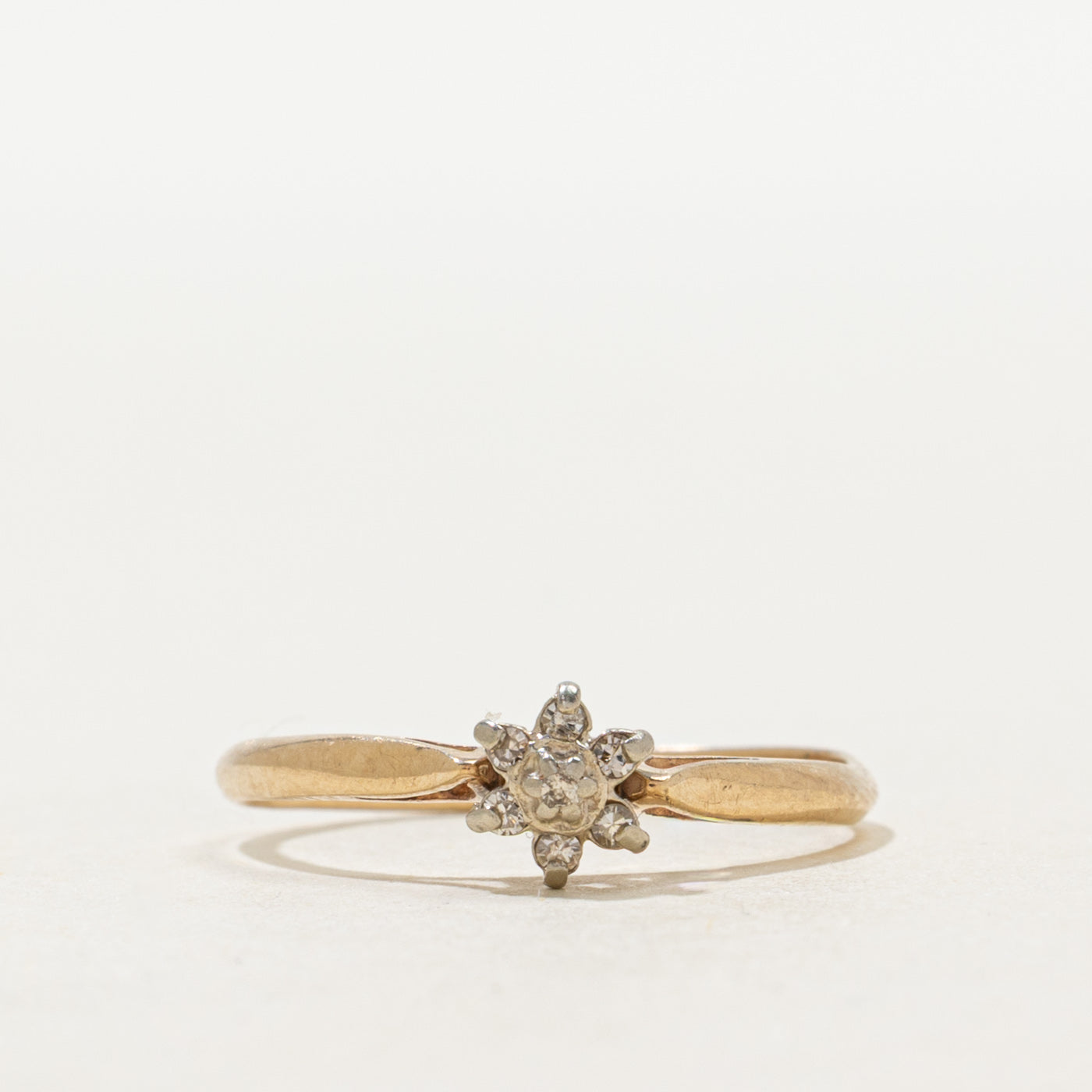 Yellow Gold Diamond Petal Cluster Ring | SZ 5.75