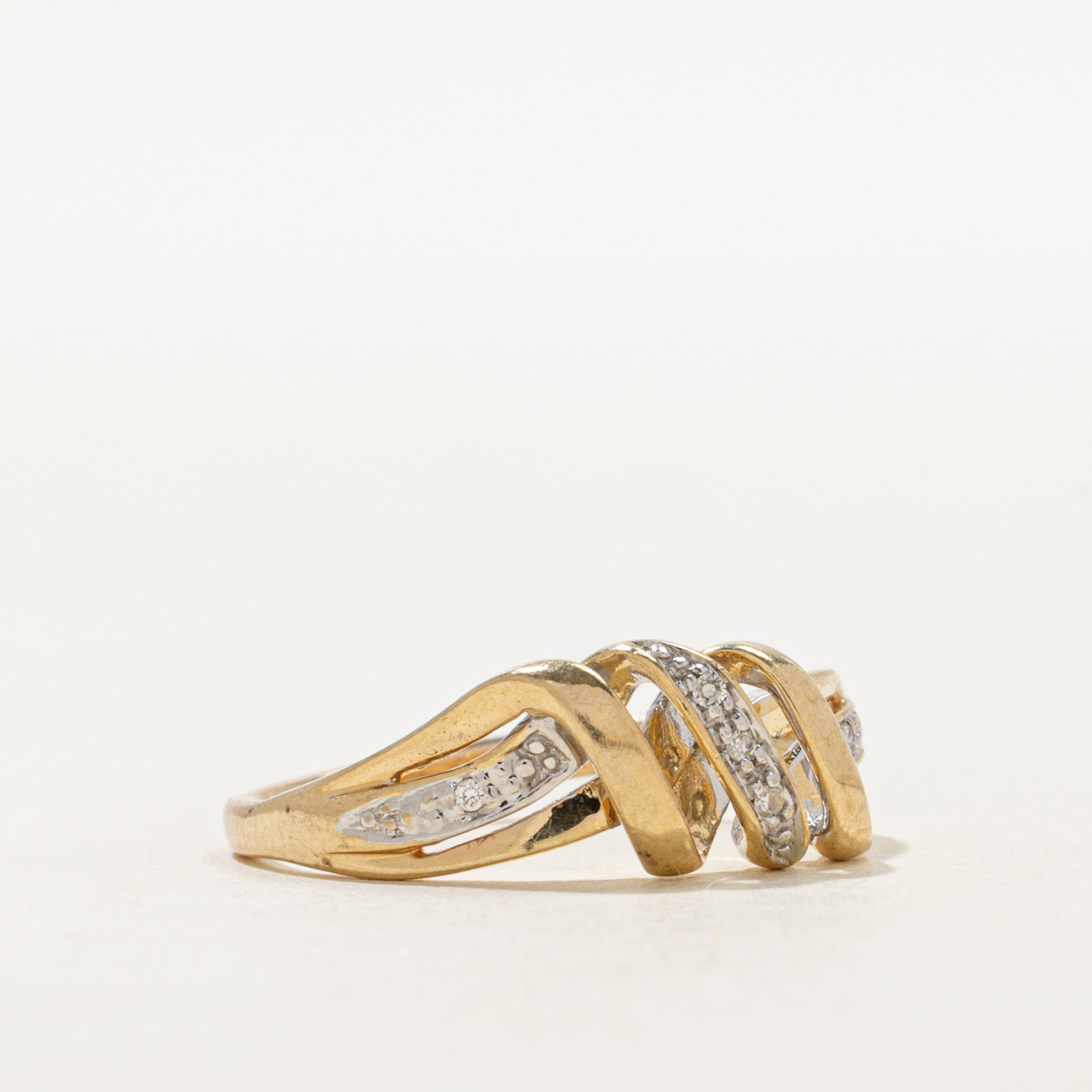 Diamond Openwork Twisted Ring | SZ 7.5
