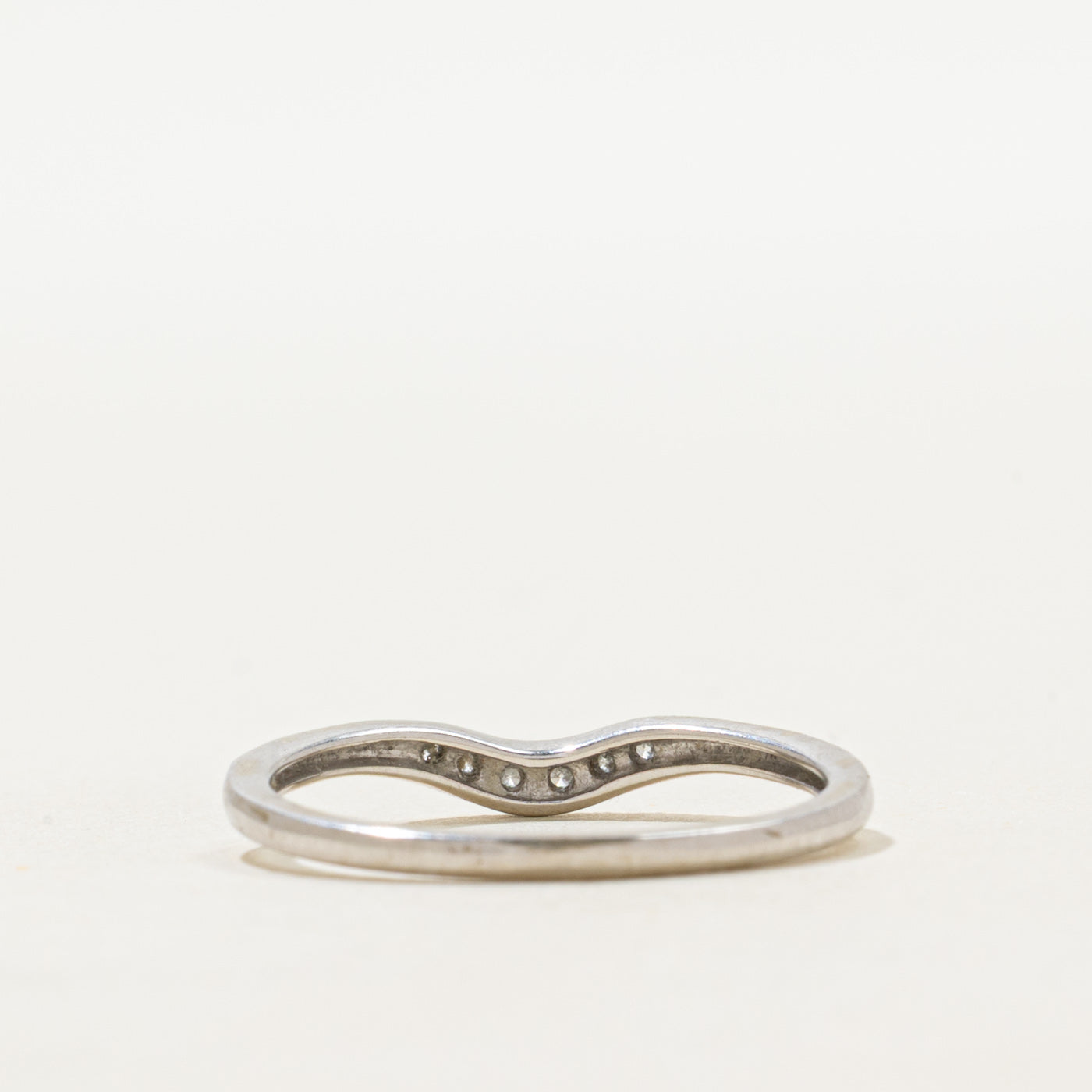 Six Stone Diamond Milgrain Contour Ring | SZ 7