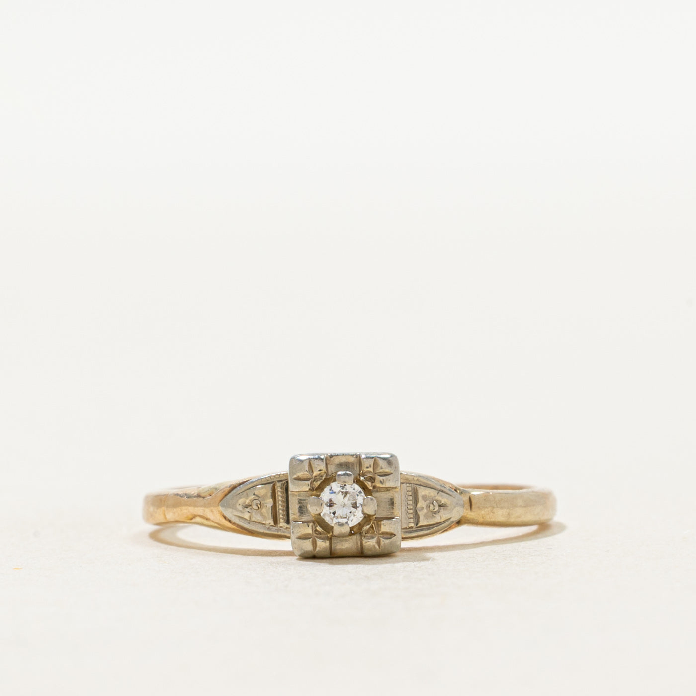 Solitaire Diamond Petite Ring | SZ 7