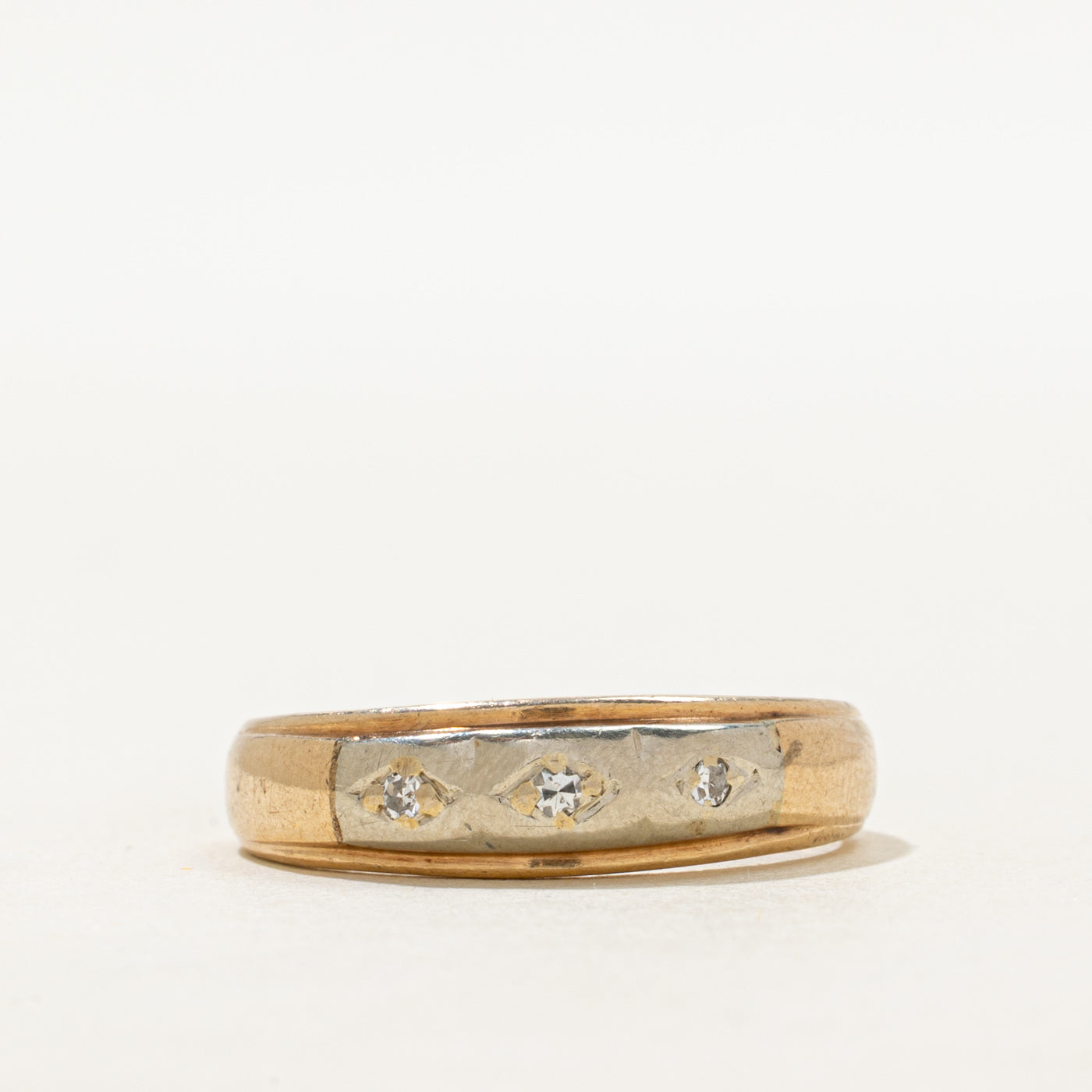 Two Tone Gold Three Stone Diamond Band | SZ 9.25