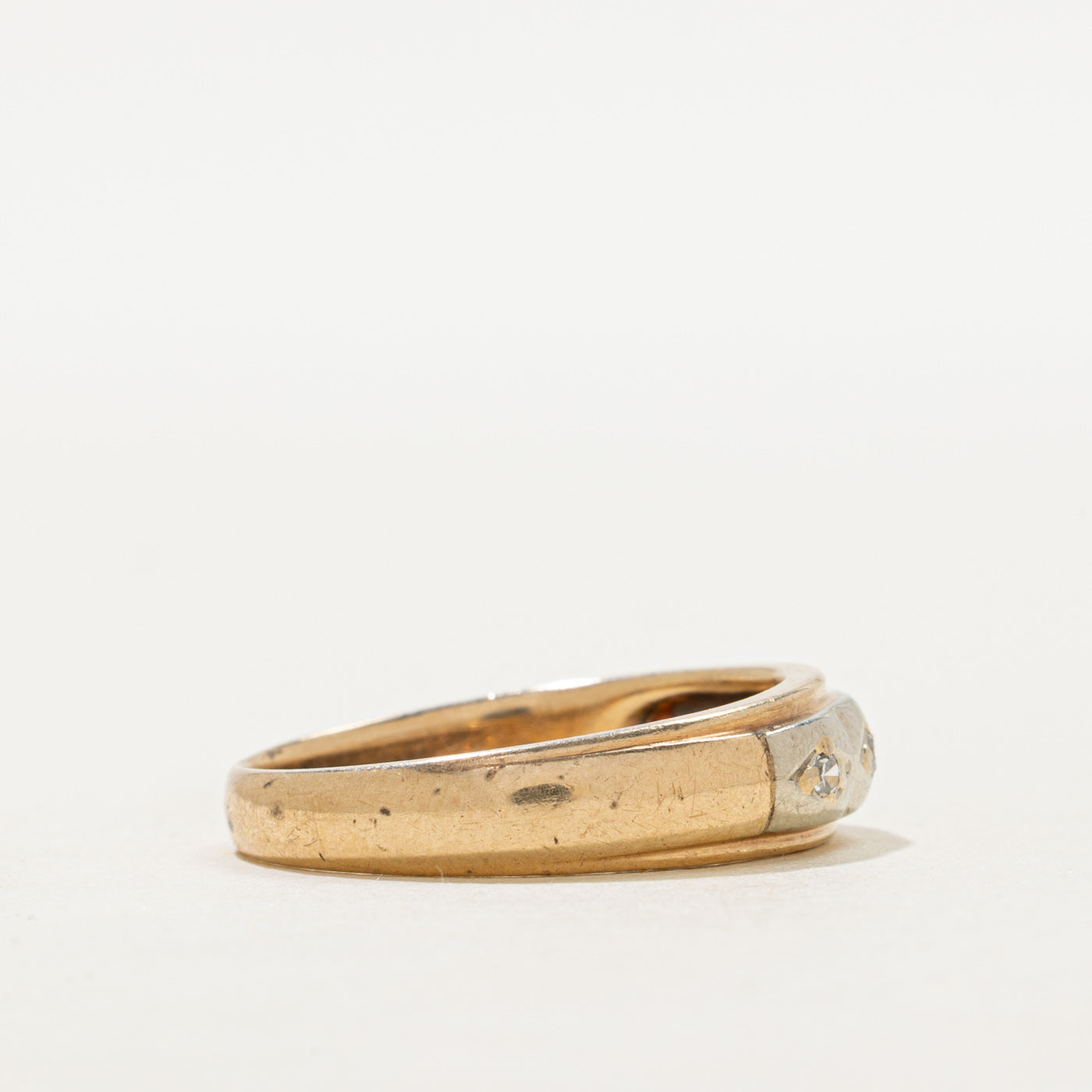 Two Tone Gold Three Stone Diamond Band | SZ 9.25