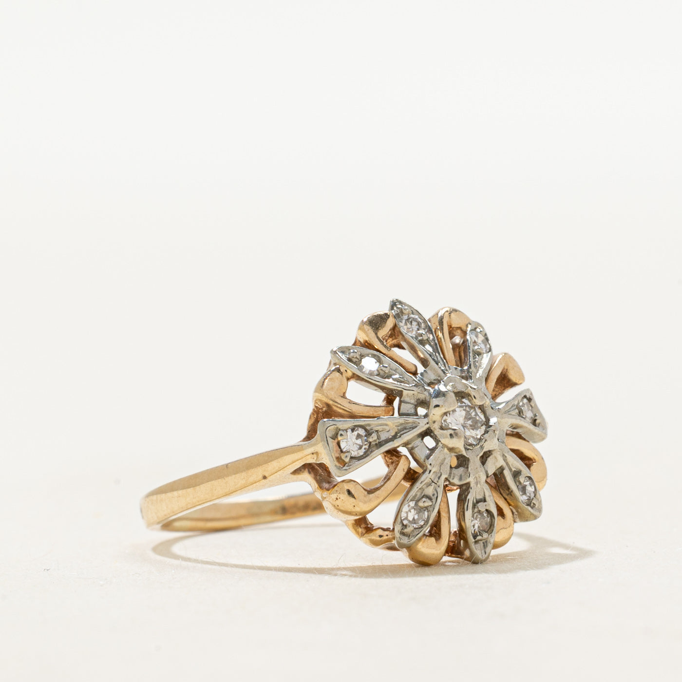 Two Tone Gold Diamond Floral Cocktail Ring | SZ 6.5