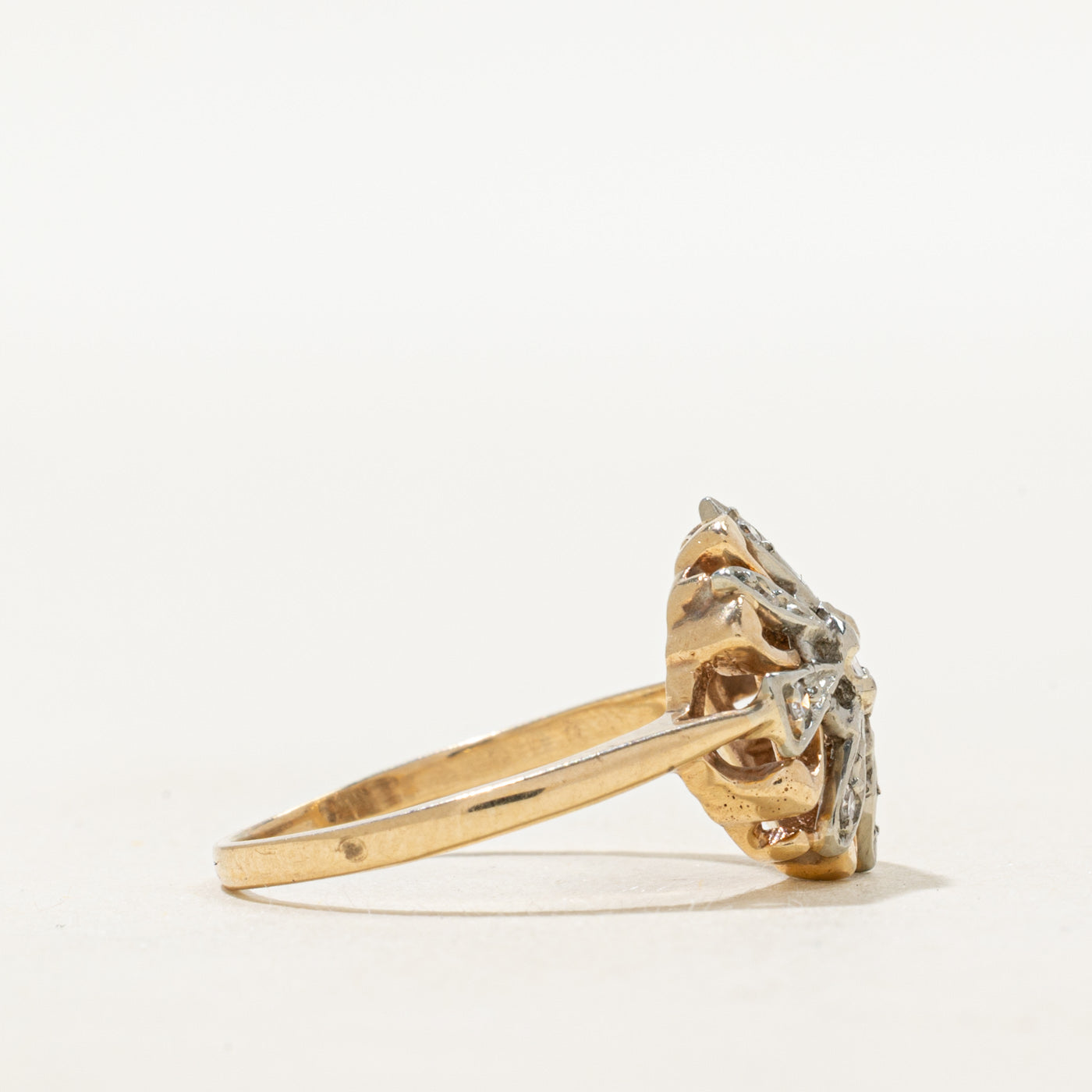 Two Tone Gold Diamond Floral Cocktail Ring | SZ 6.5