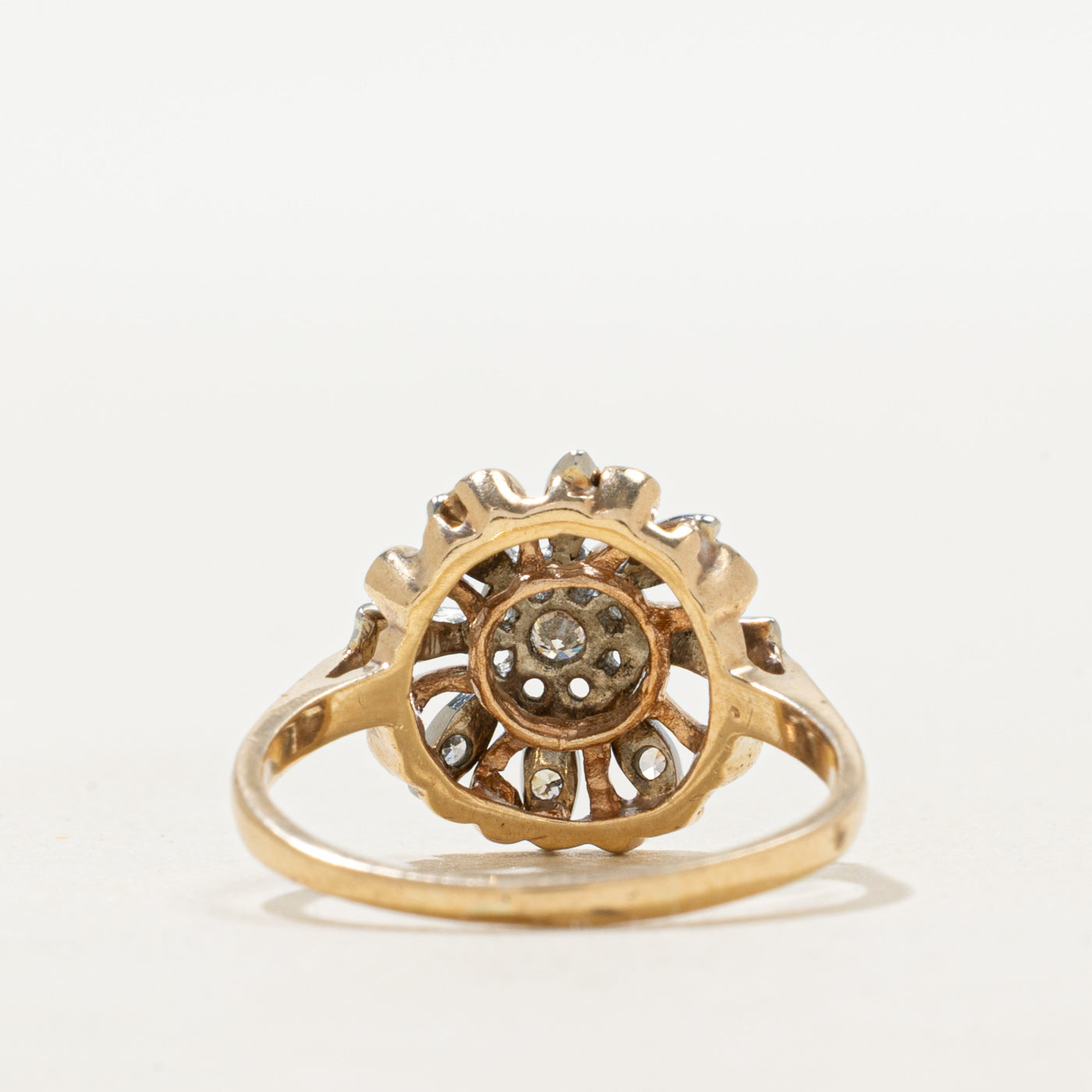 Two Tone Gold Diamond Floral Cocktail Ring | SZ 6.5