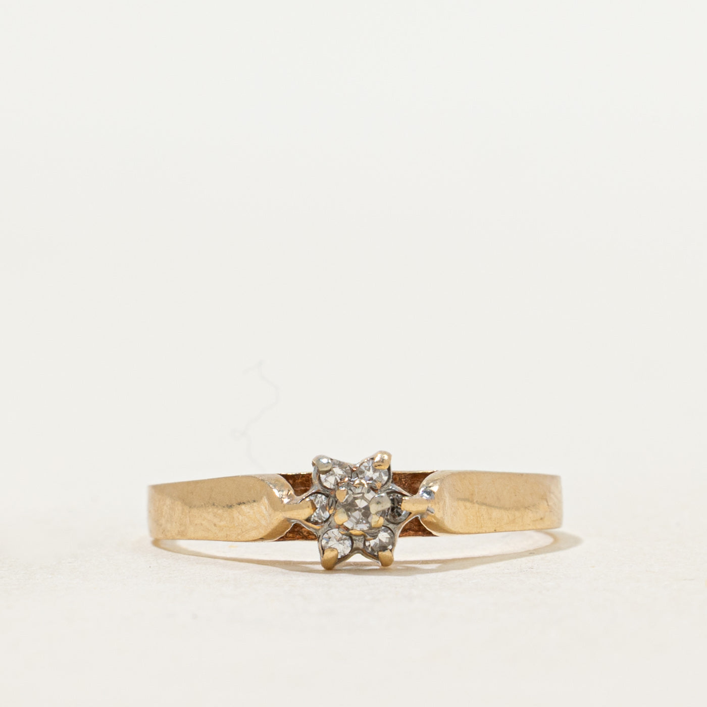 Yellow Gold Diamond Petal Cluster Ring | SZ 5.5