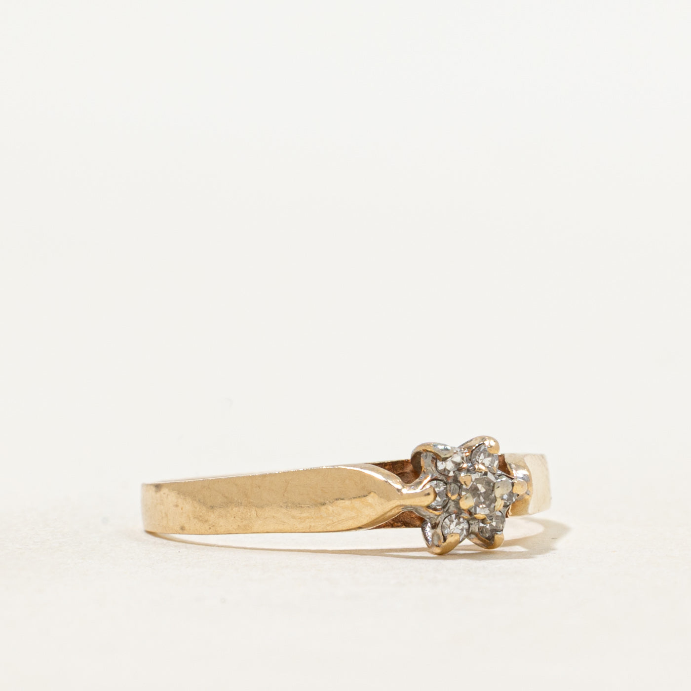 Yellow Gold Diamond Petal Cluster Ring | SZ 5.5