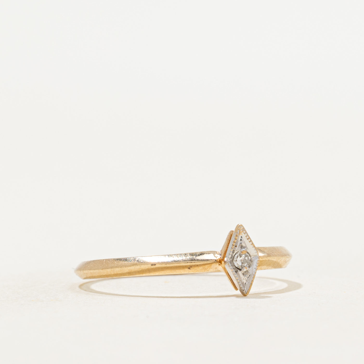 Diamond Knife Edge Petite Ring | SZ 6