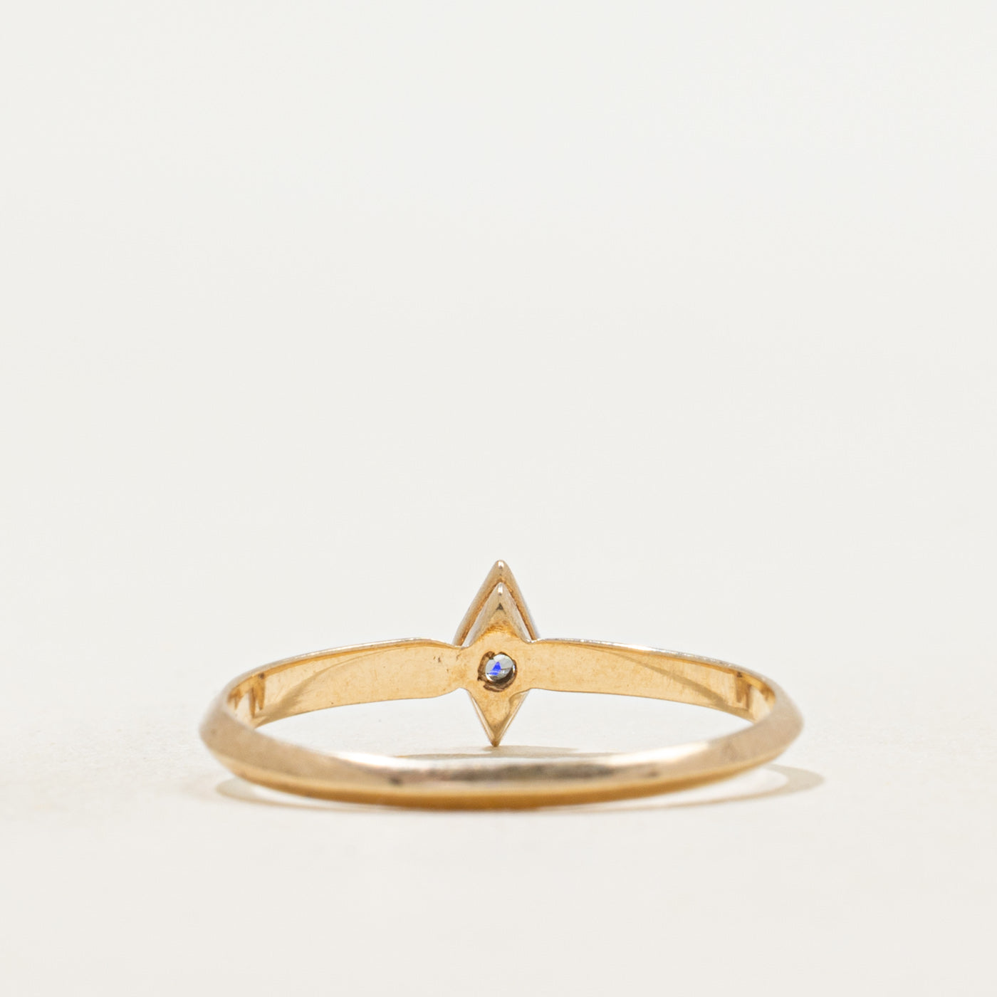 Diamond Knife Edge Petite Ring | SZ 6