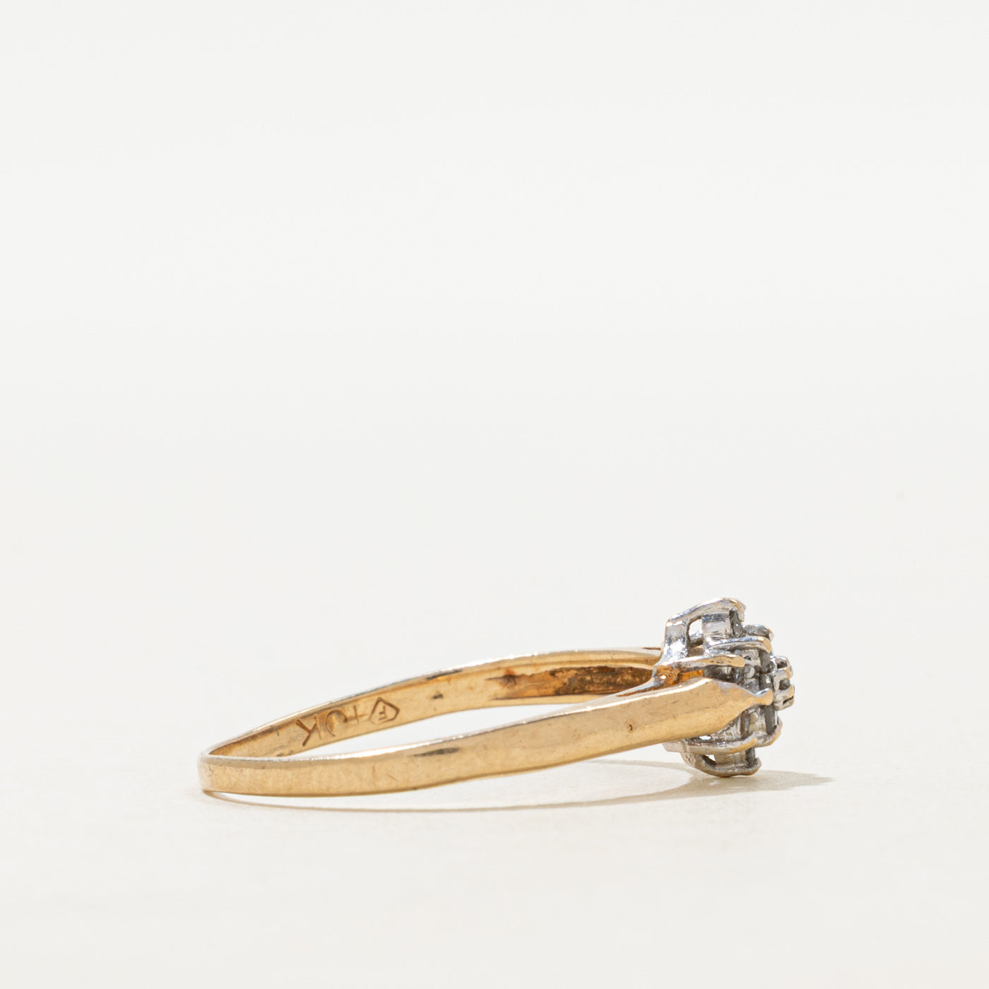 Yellow Gold Diamond Petal Cluster Ring | SZ 7.75