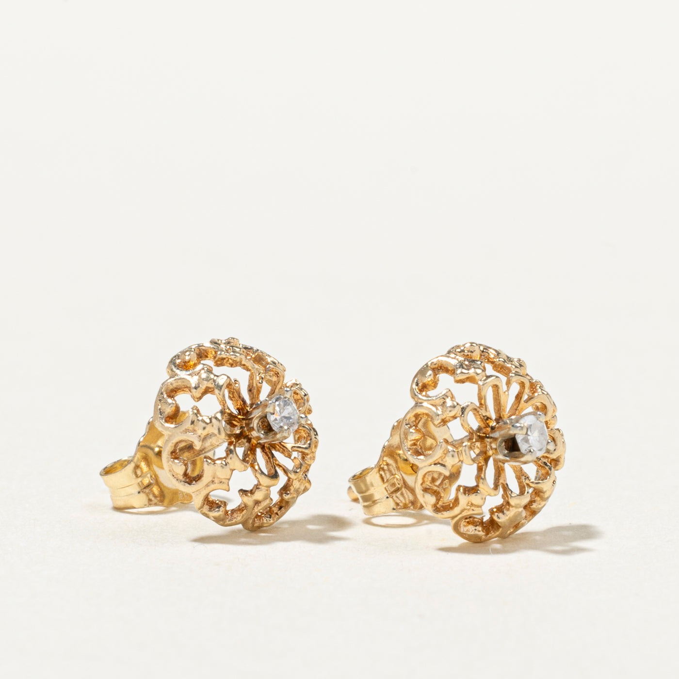 14K Diamond Textured Openwork Circle Stud Earrings | 0.05ctw