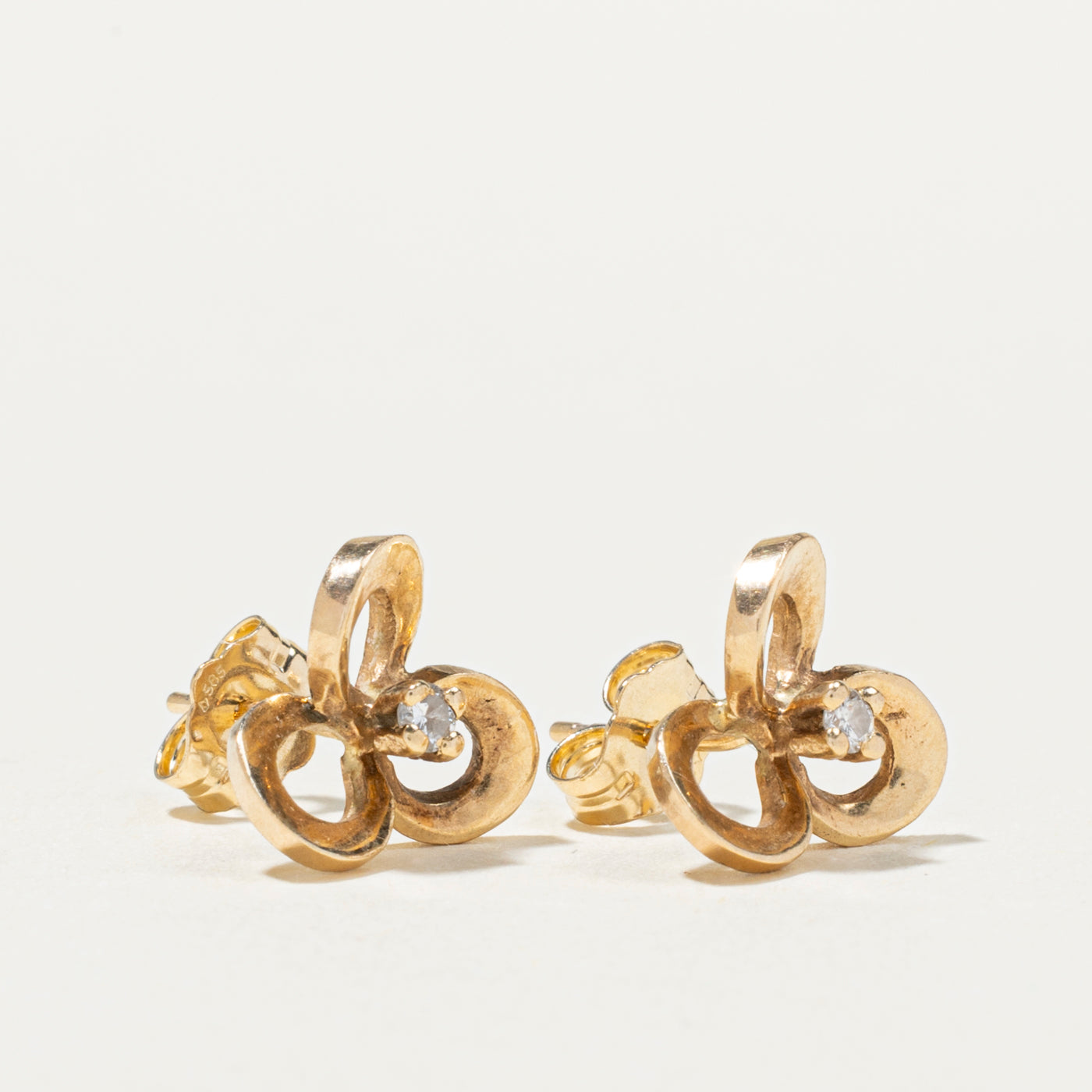 14K Diamond Floral Stud Earrings | 0.05ctw