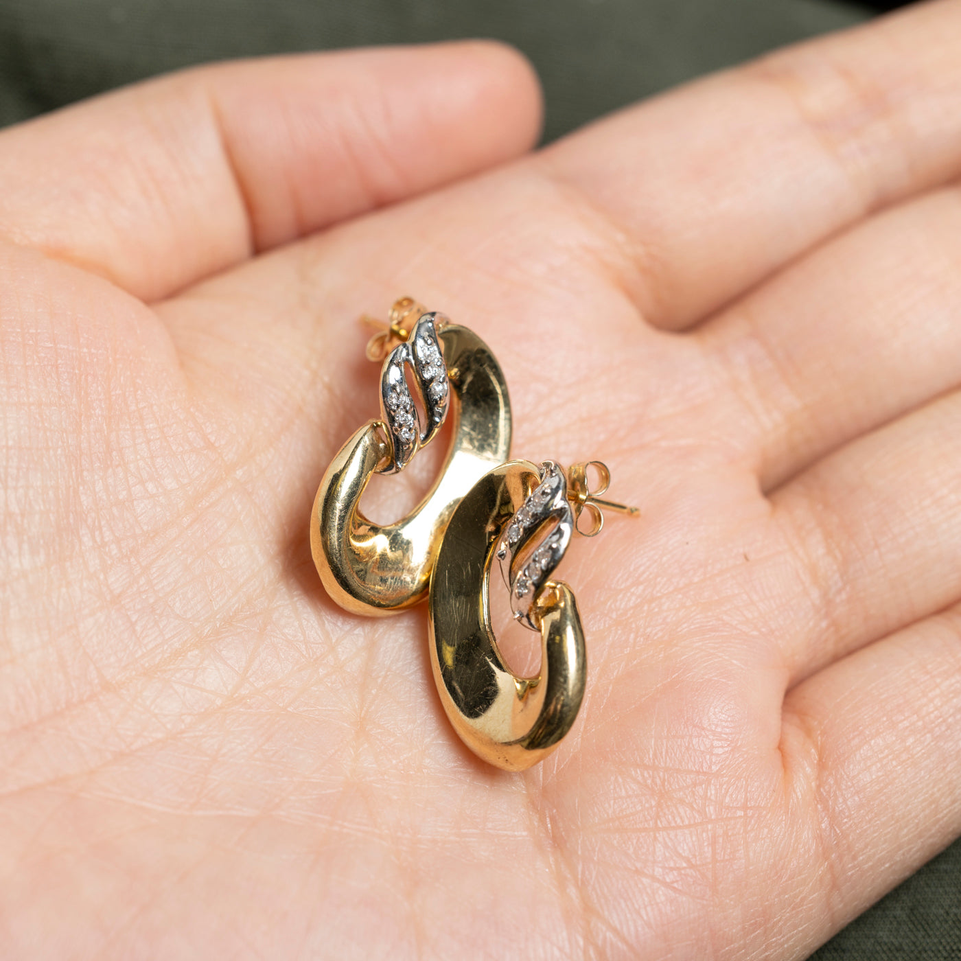 14K Diamond Swirly Oval Stud Earrings | 0.12ct