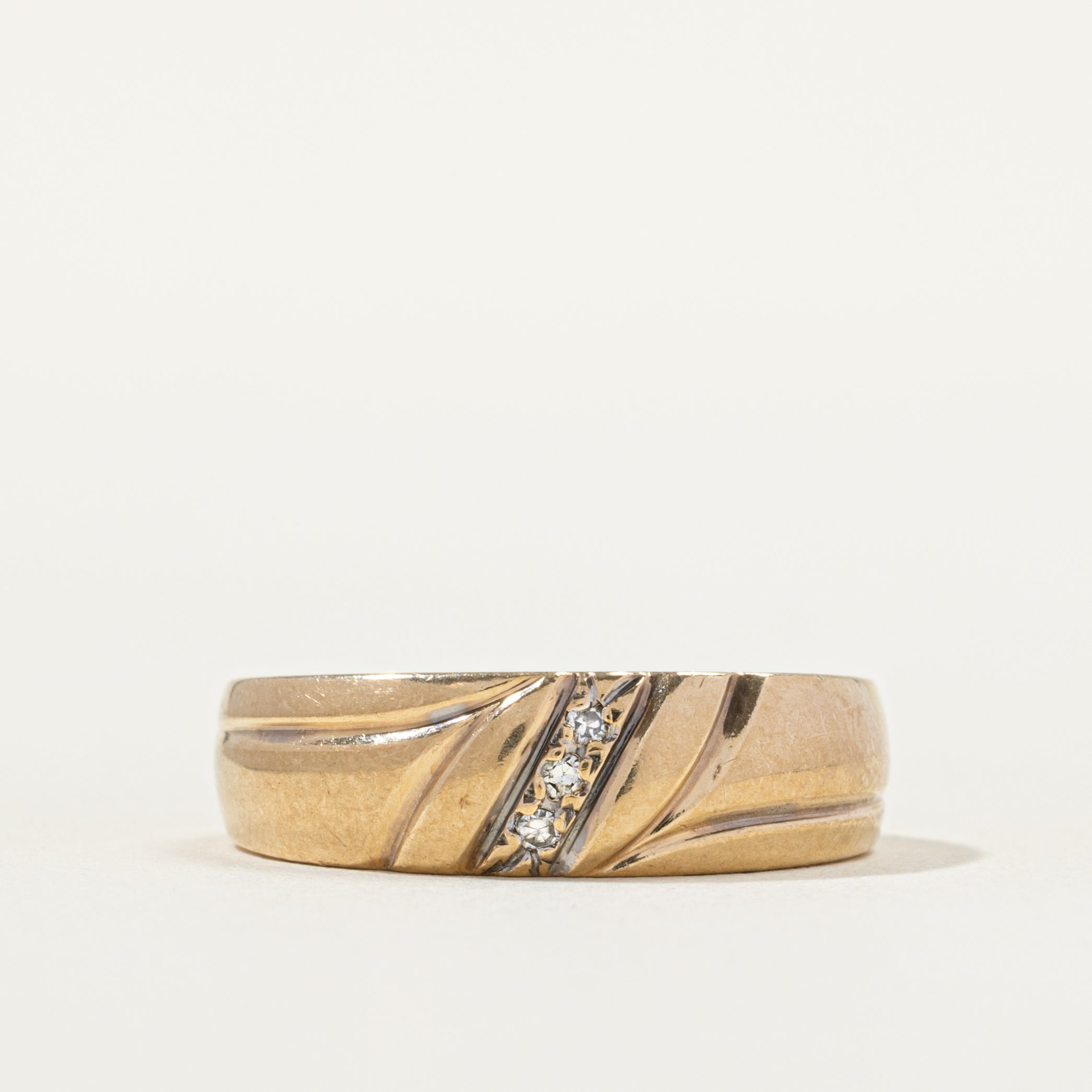 Diagonal Diamond Grooved Band | SZ 7.25 | 6.1mm |