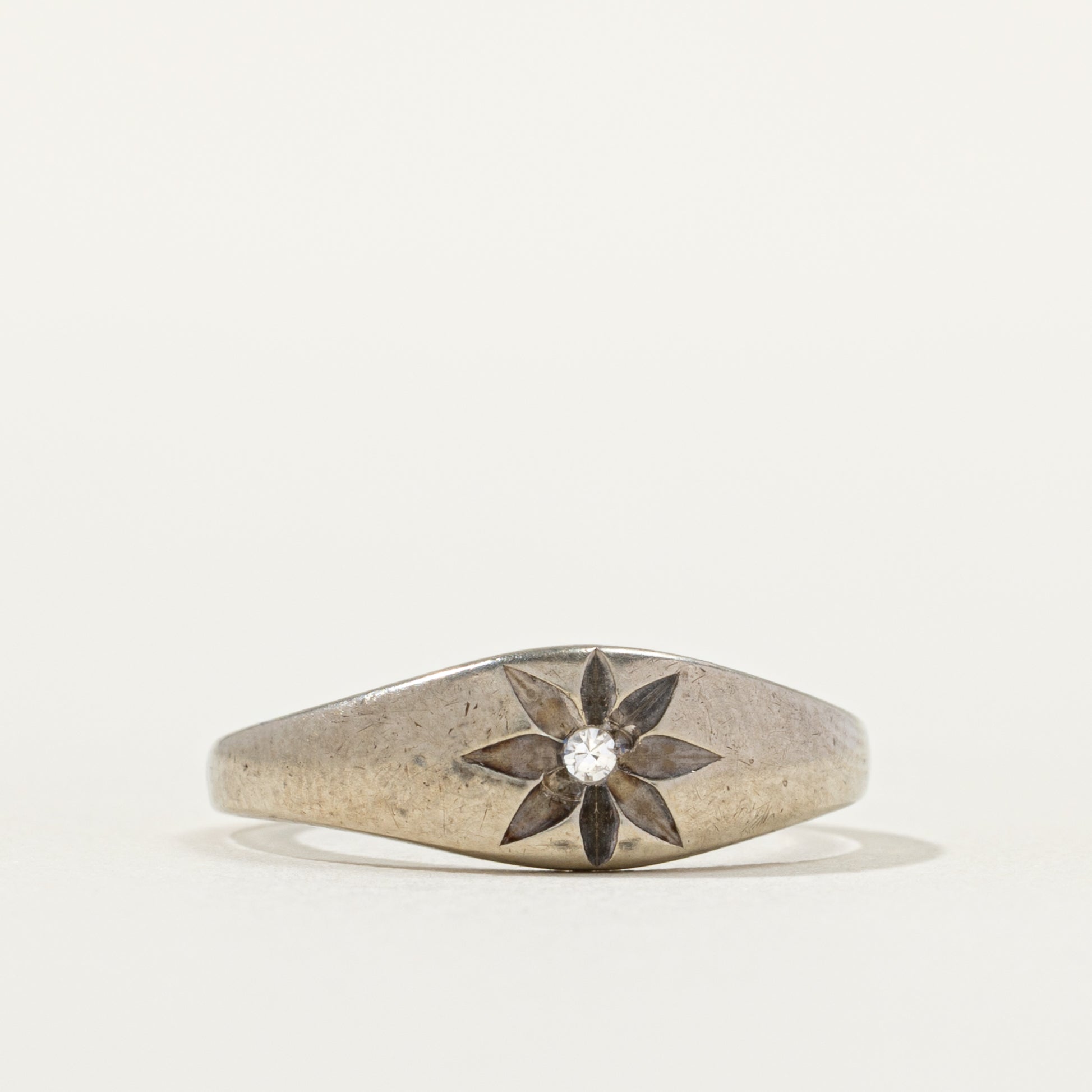 Diamond Flower Tapered Ring | SZ 7.0 |