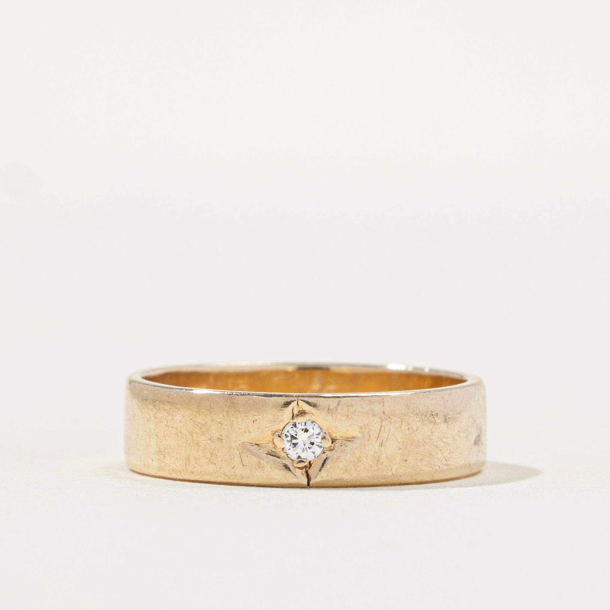 Star Set Diamond Band | SZ 7.0 | 4.86mm |