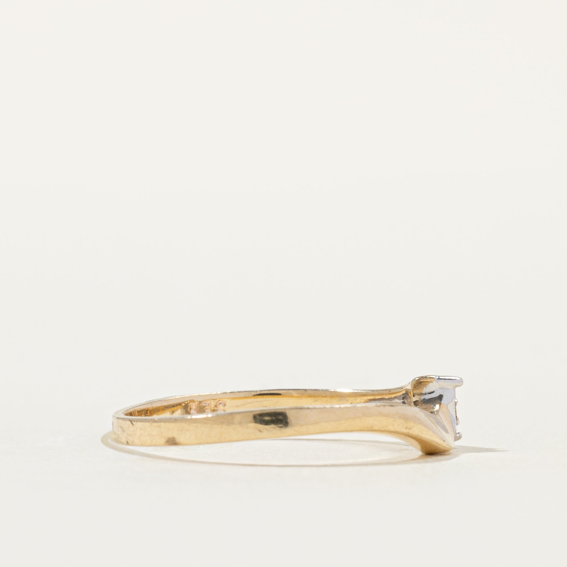 Two Tone Diamond Contour Ring | SZ 6.0 |