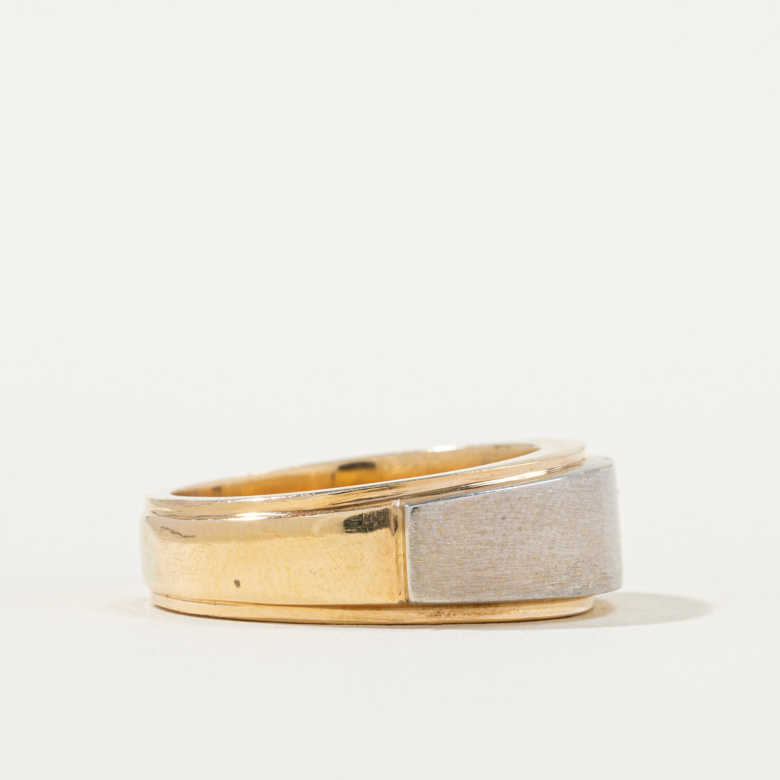 Two Tone Baguette Cut Diamond Band | SZ 10.0 |
