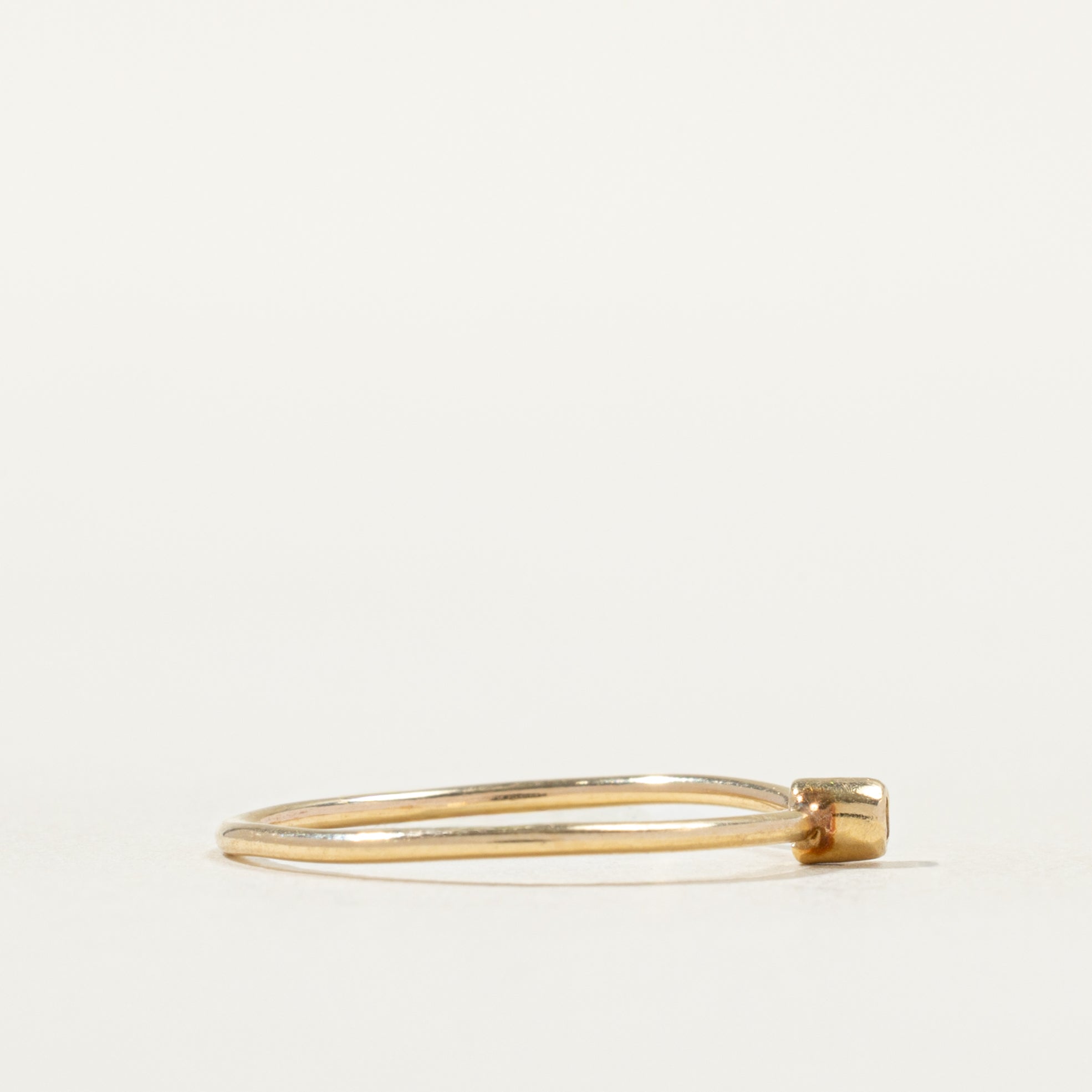 Bezel Set Diamond Thin Ring | SZ 5.25 |