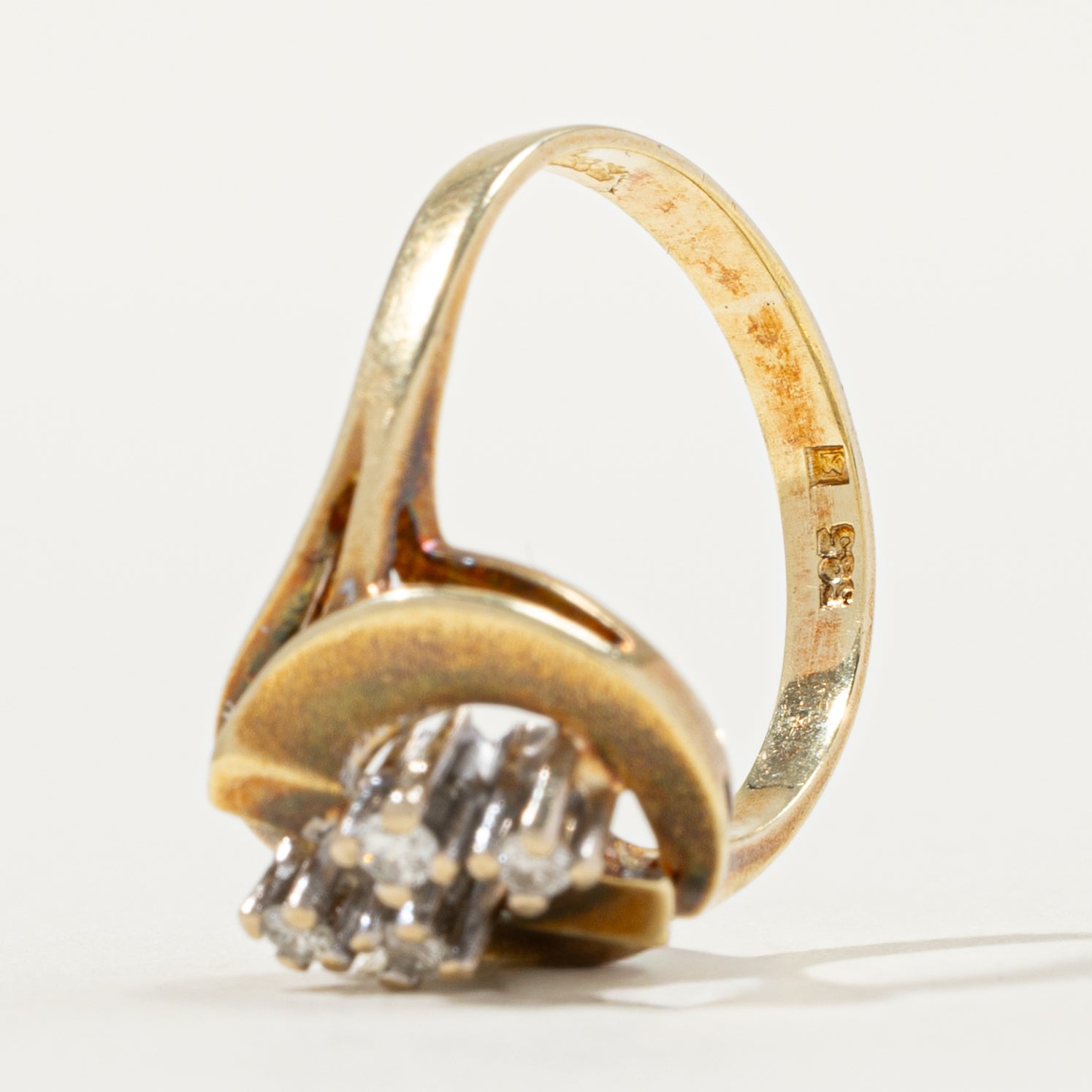 Scattered Diamond Abstract Cocktail Ring | SZ 5.75 |