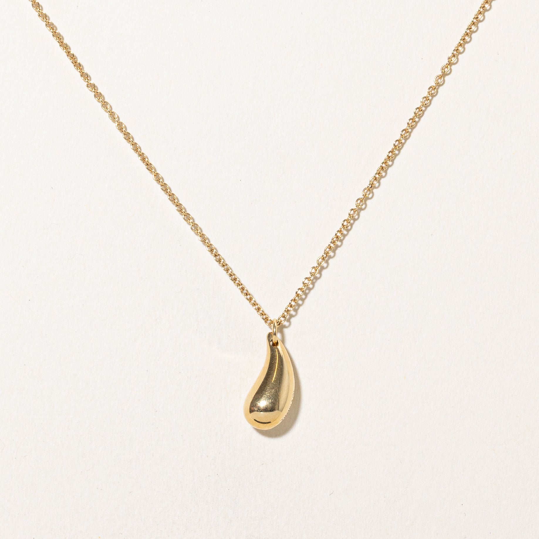 'Tiffany & Co.' Elsa Peretti Teardrop Pendant Necklace | 15.75" |