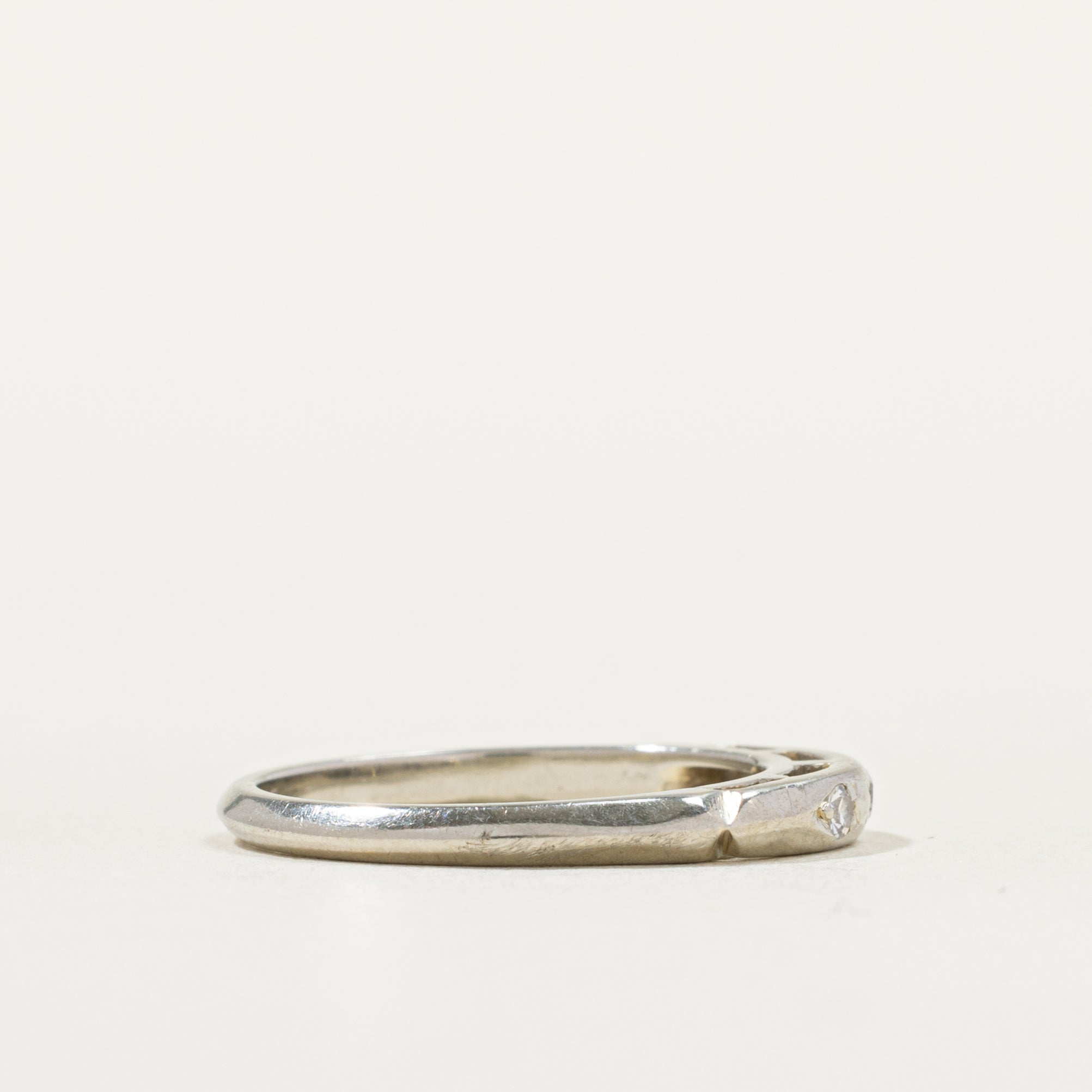 18k Three Stone Diamond Band | 2.14mm | SZ 4.25 |