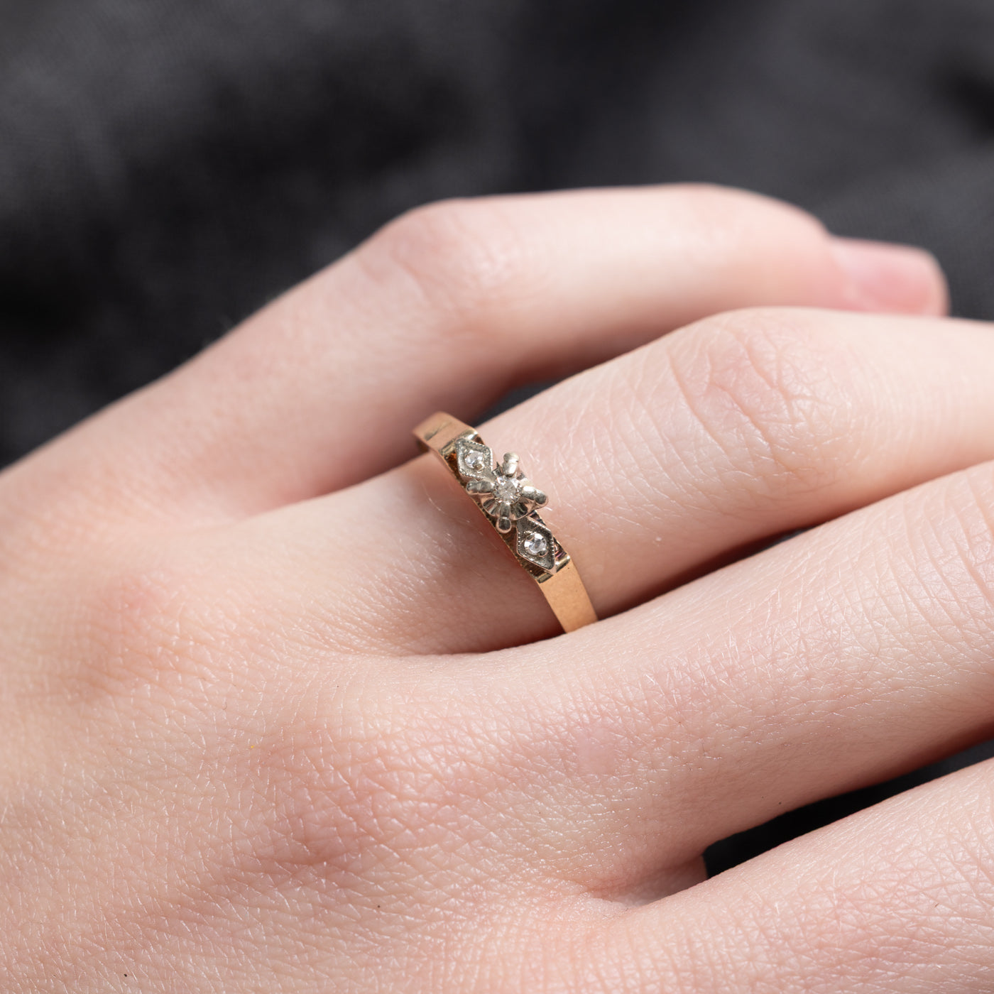 Three Stone Illusion Set Diamond Ring | SZ 6.0 |