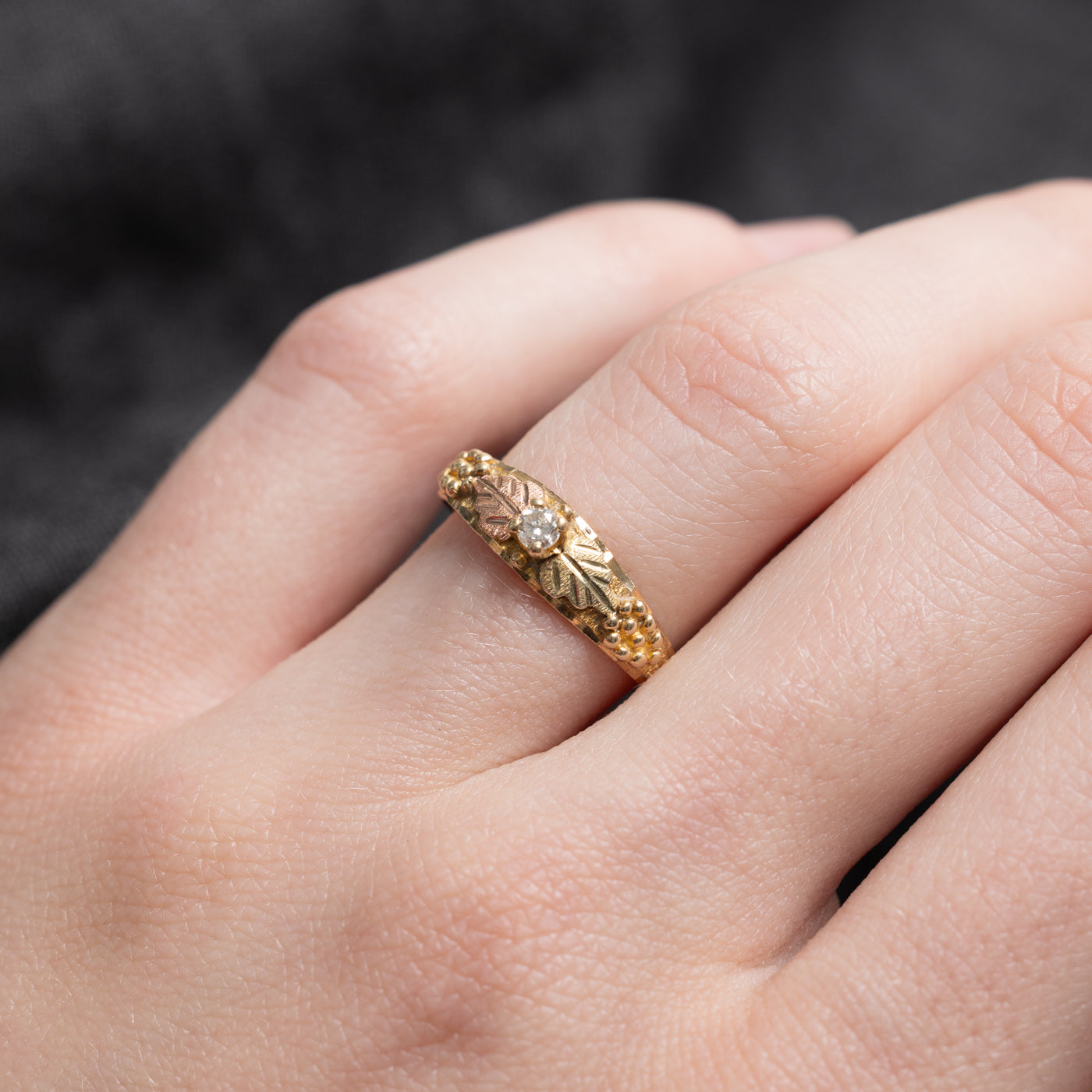 Two Tone Diamond Leaf Design Textured Ring | SZ 5.75 |