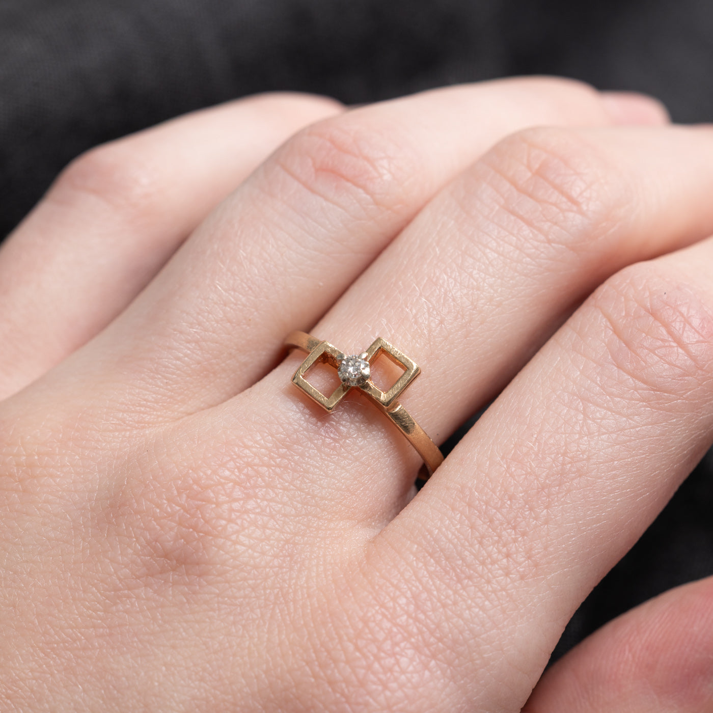 Solitaire Diamond Geometric Ring | SZ 7.0 |